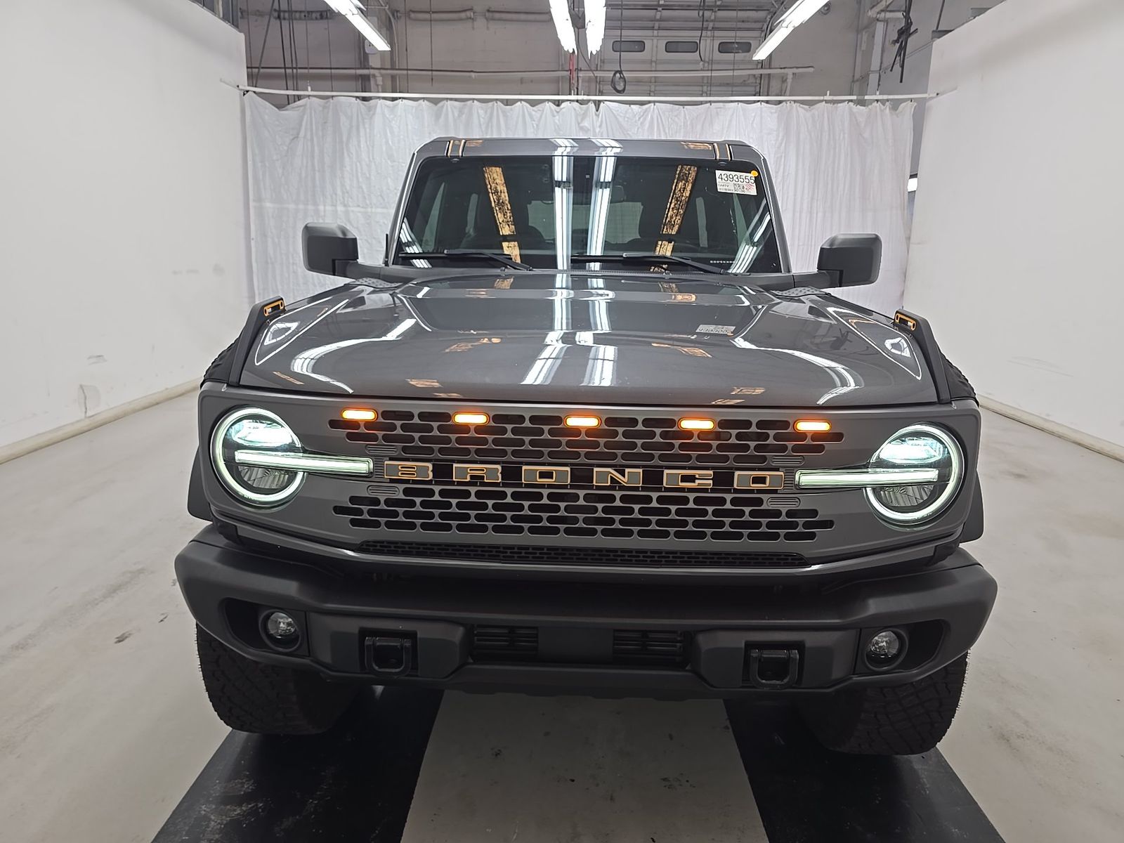 FORD BRONCO - 3