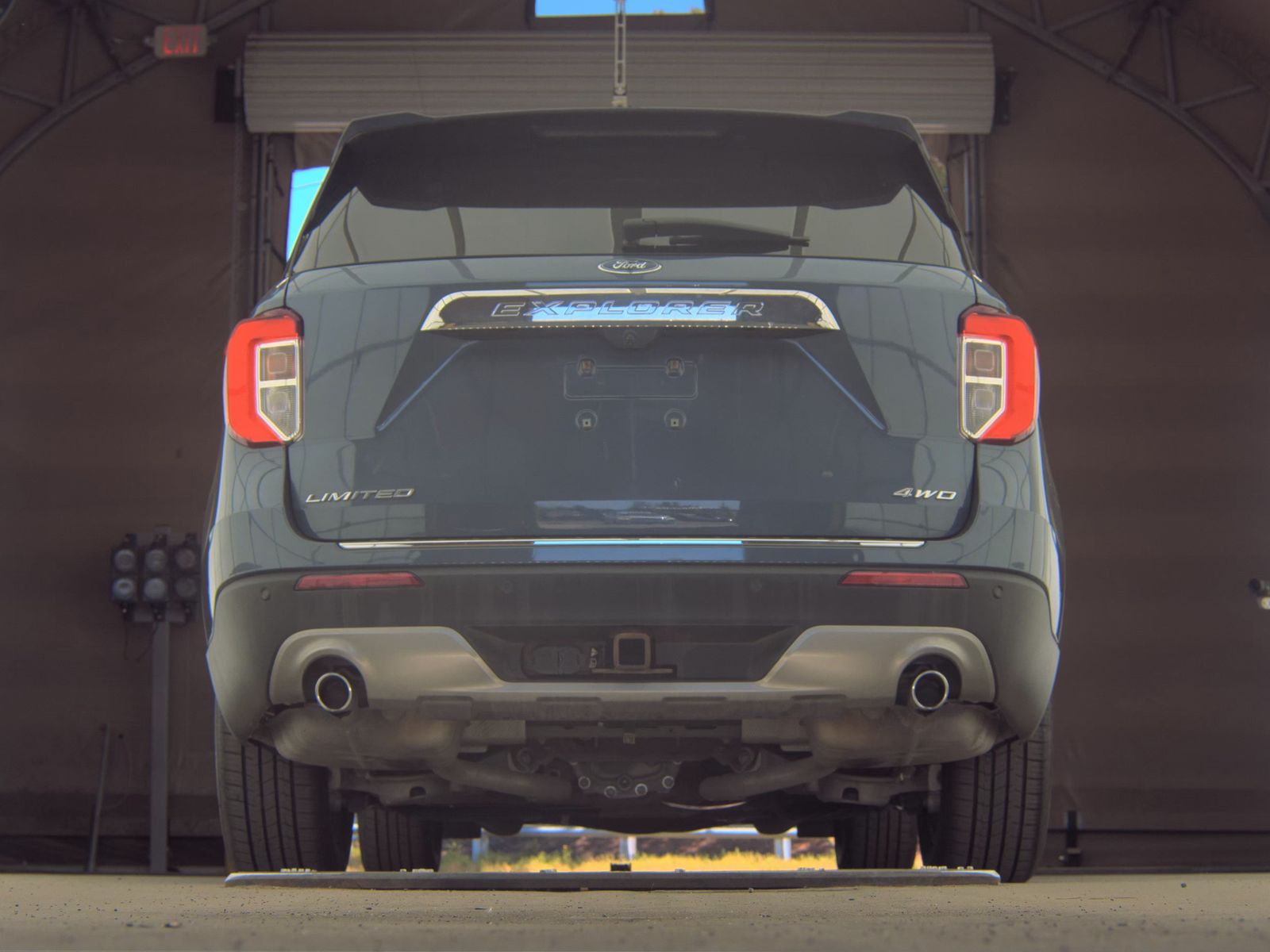 FORD EXPLORER - 8