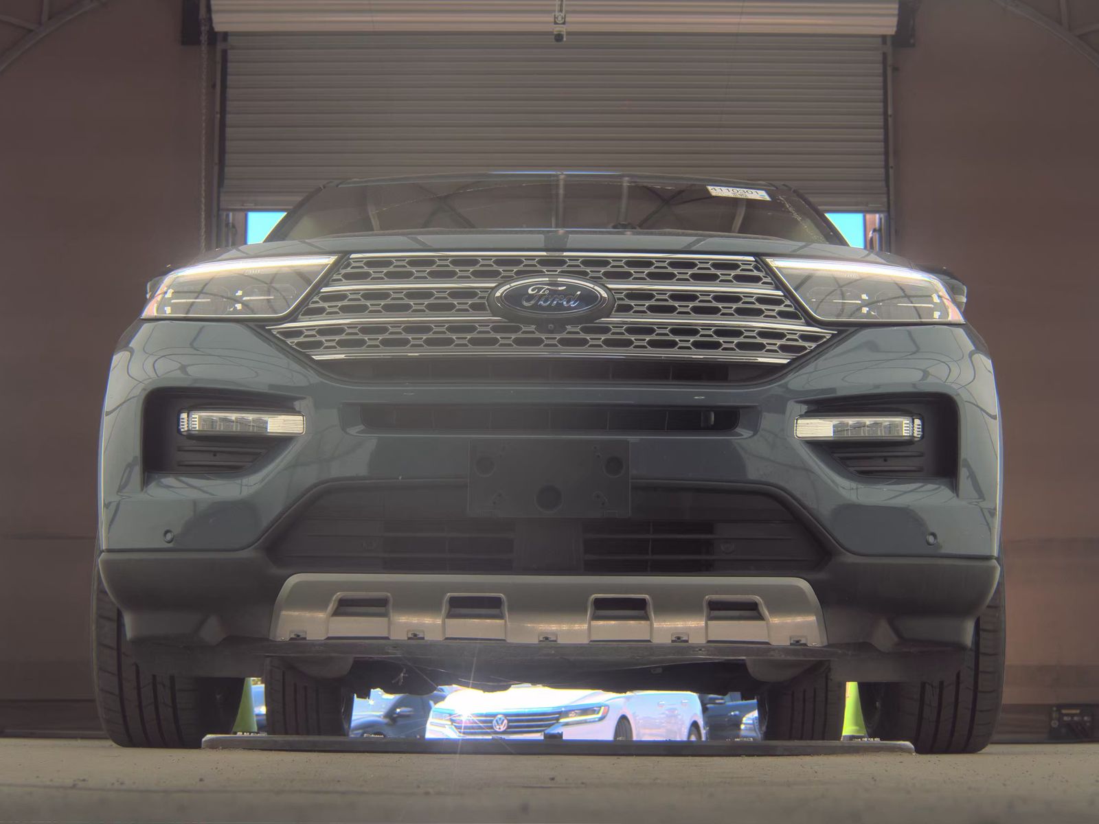 FORD EXPLORER - 4