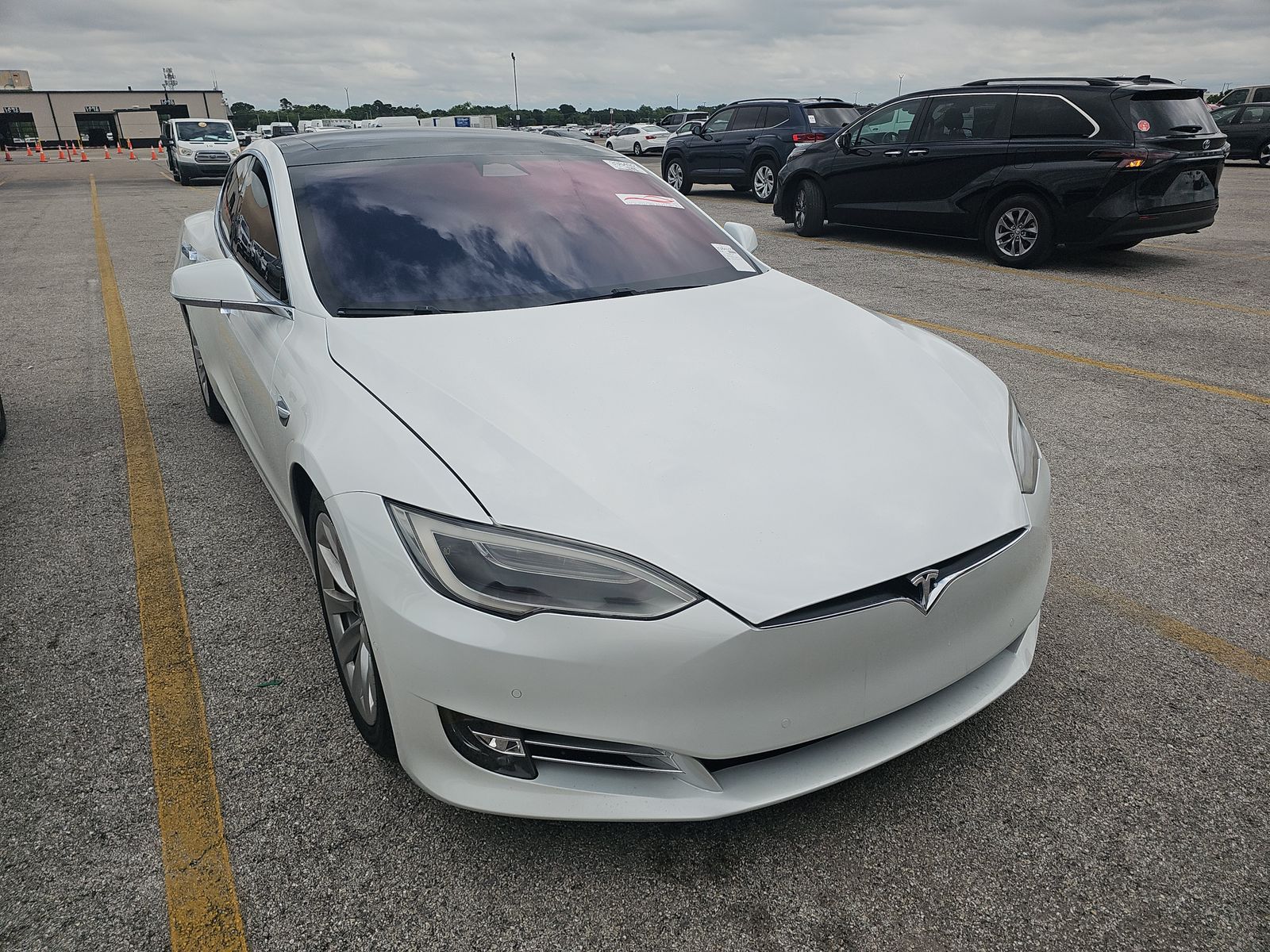 TESLA MODEL S - 3