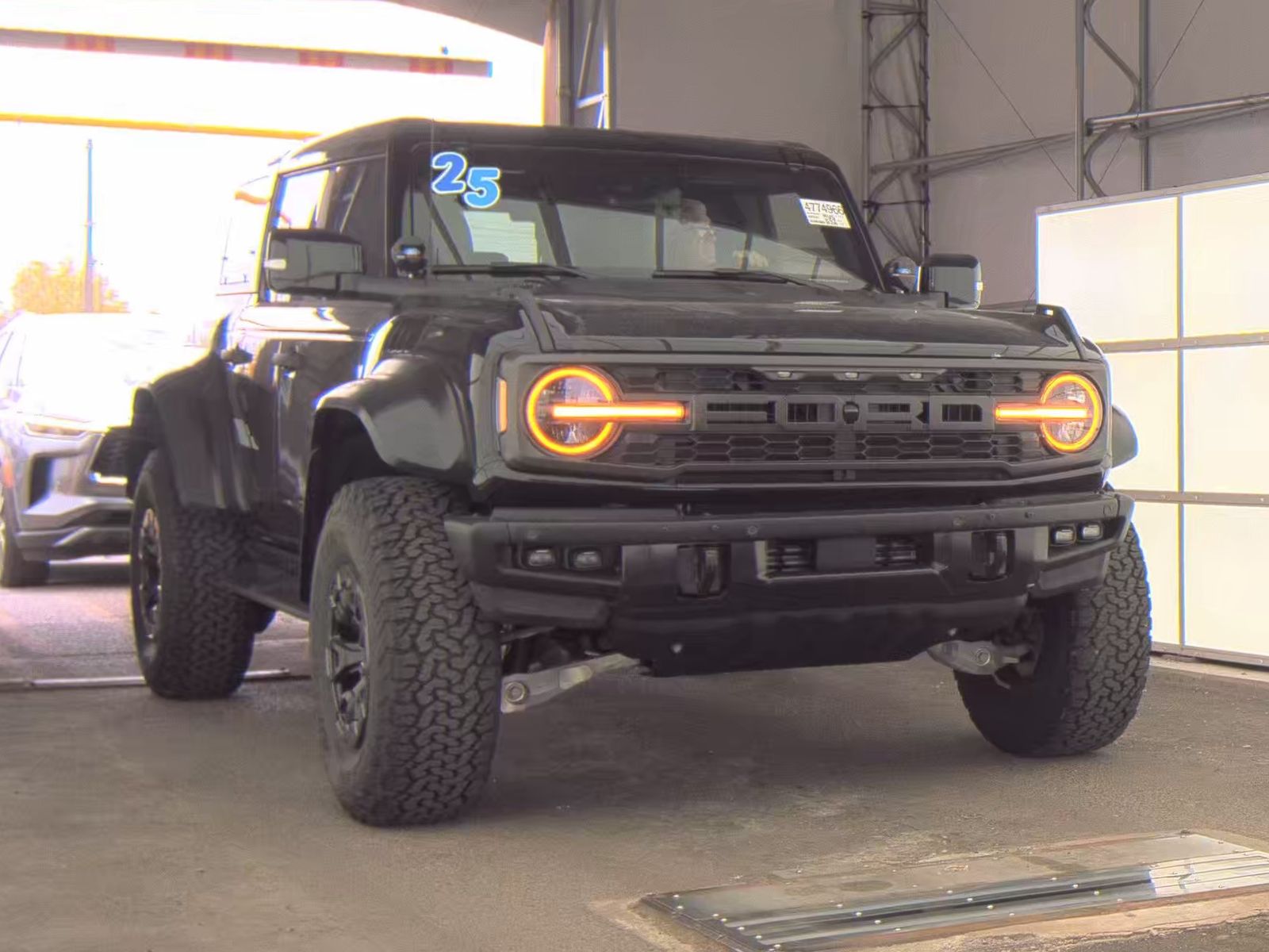 FORD BRONCO - 5