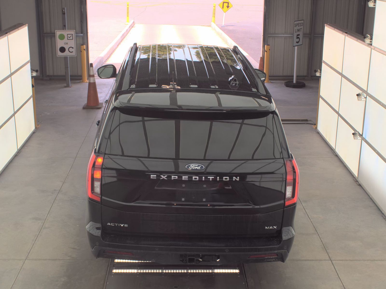 FORD EXPEDITION MAX - 7
