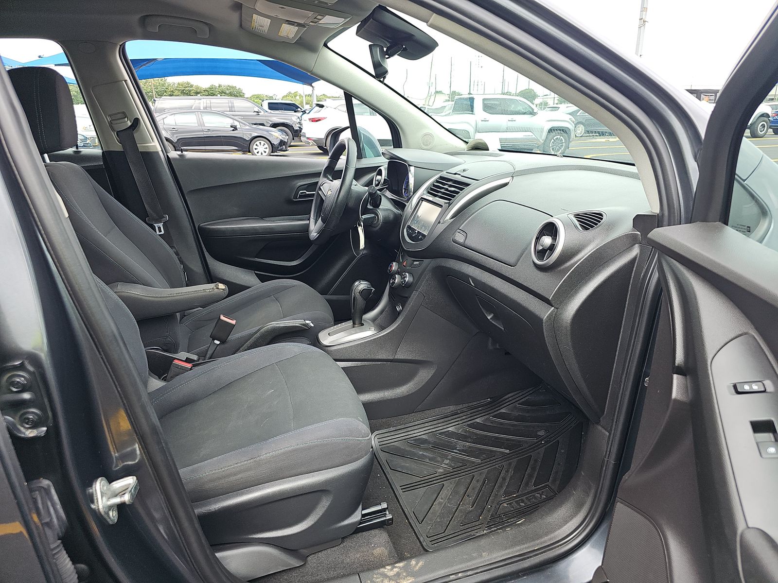 CHEVROLET TRAX - 9
