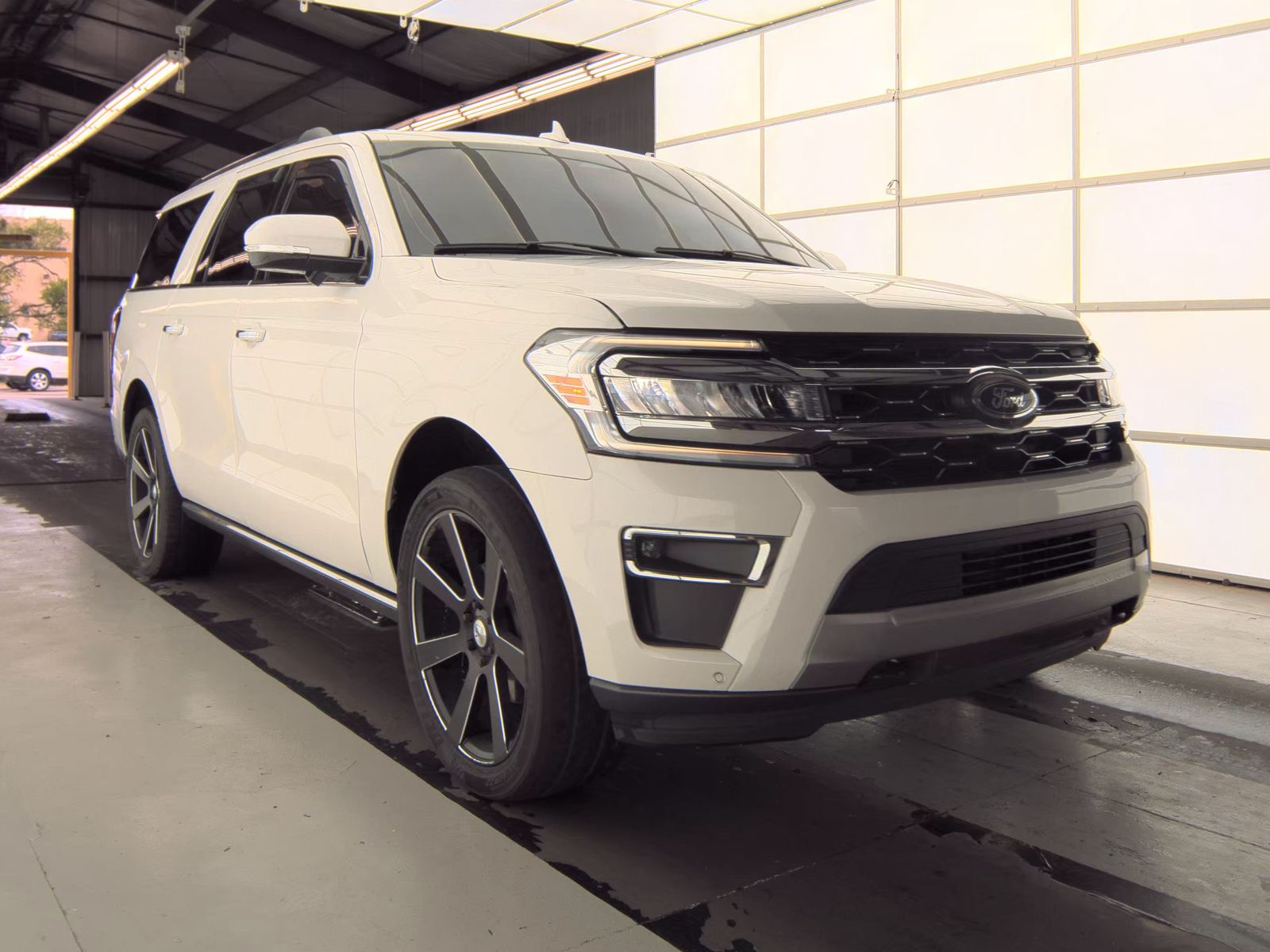 FORD EXPEDITION MAX - 5
