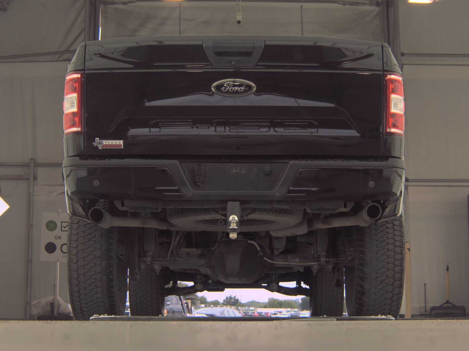 FORD F-150 - 8