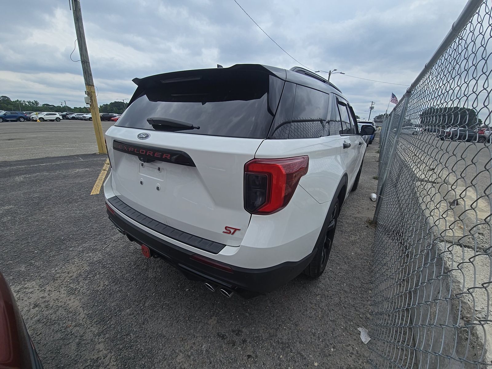 FORD EXPLORER - 5