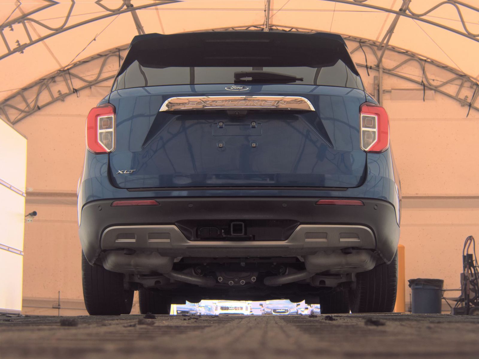 FORD EXPLORER - 8