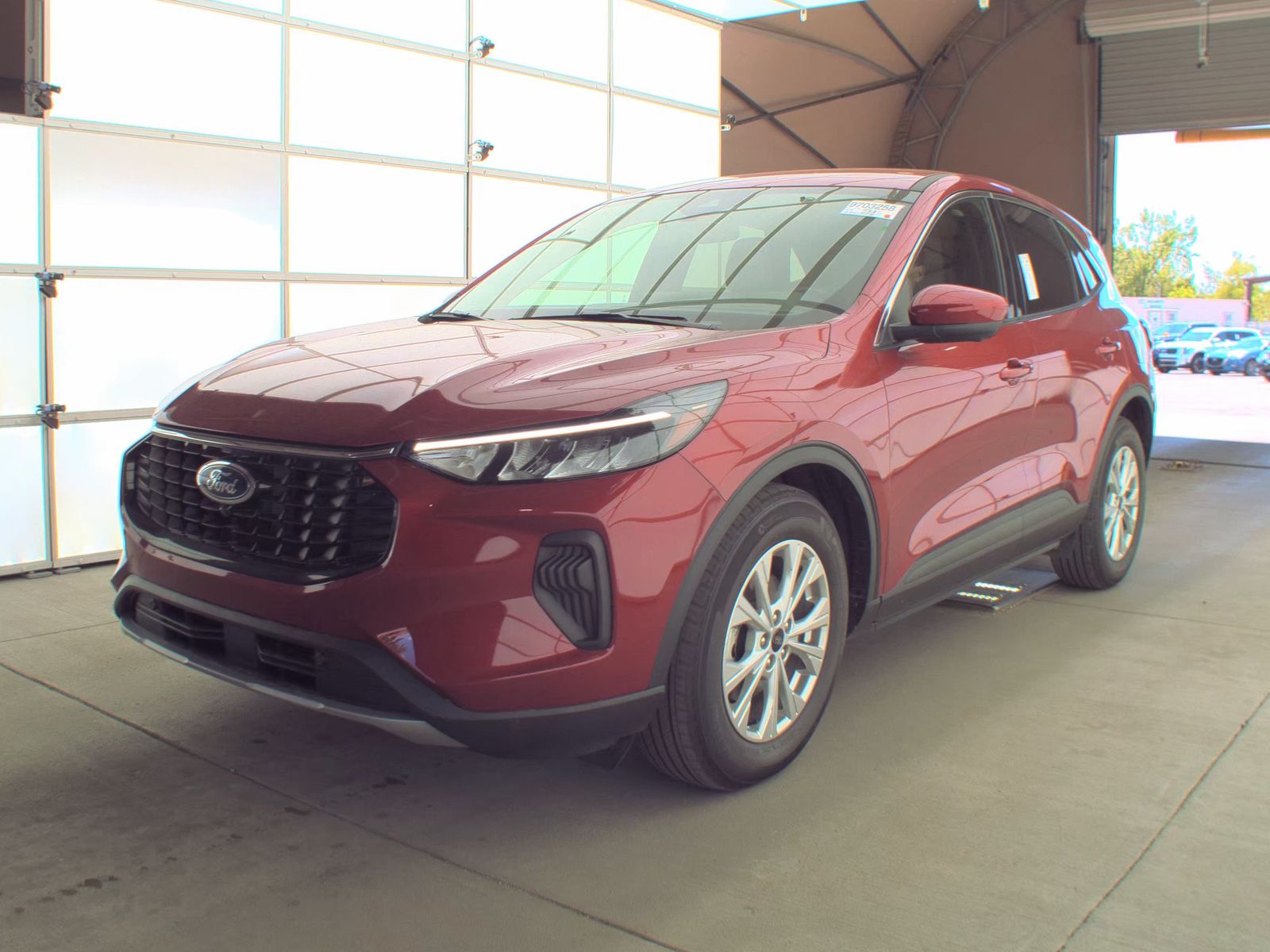 FORD ESCAPE - 1