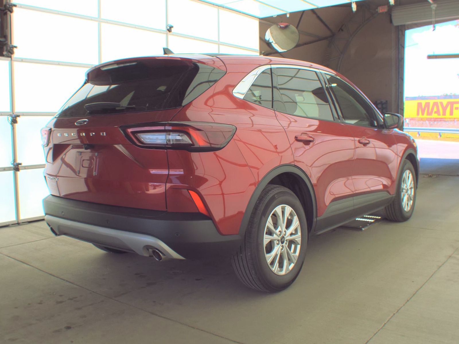 FORD ESCAPE - 6