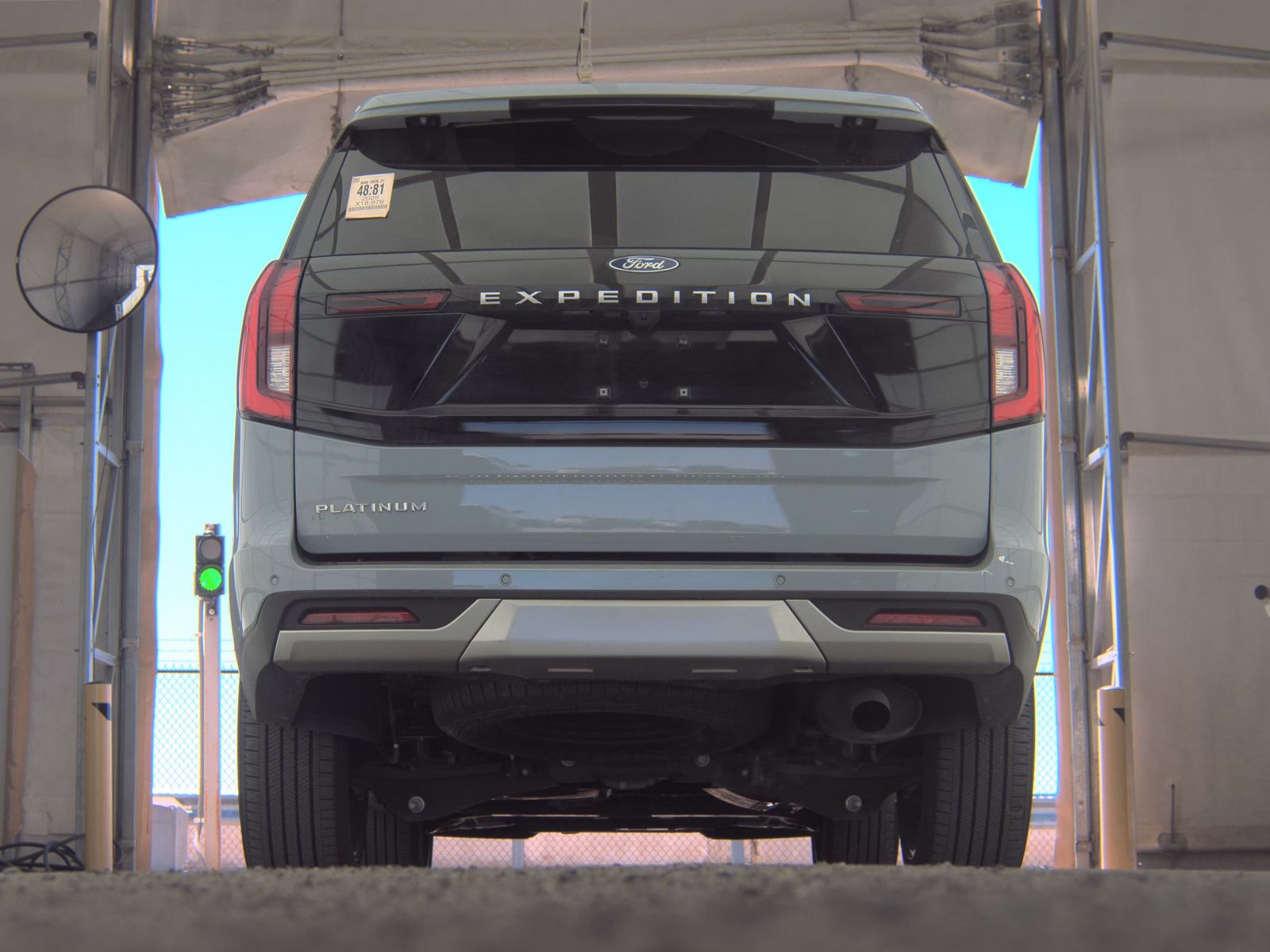 FORD EXPEDITION - 8