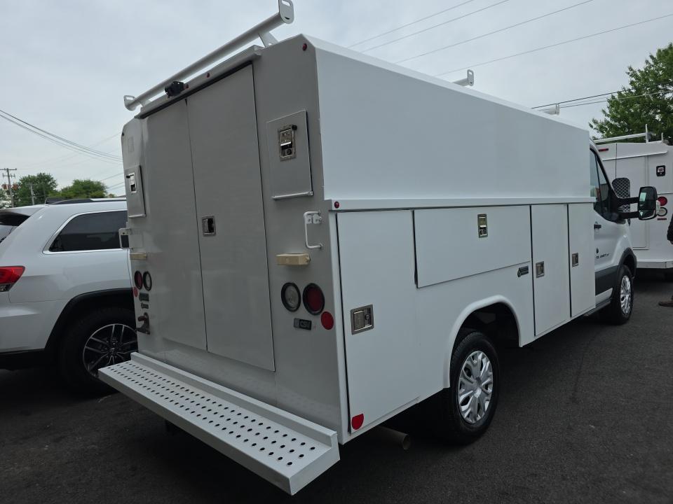 FORD TRANSIT 250 - 5