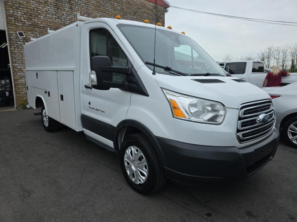 FORD TRANSIT 250 - 4