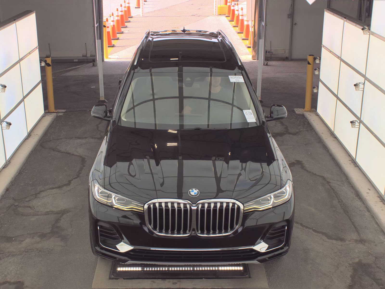 2022 BMW X7 xDrive40i AWD