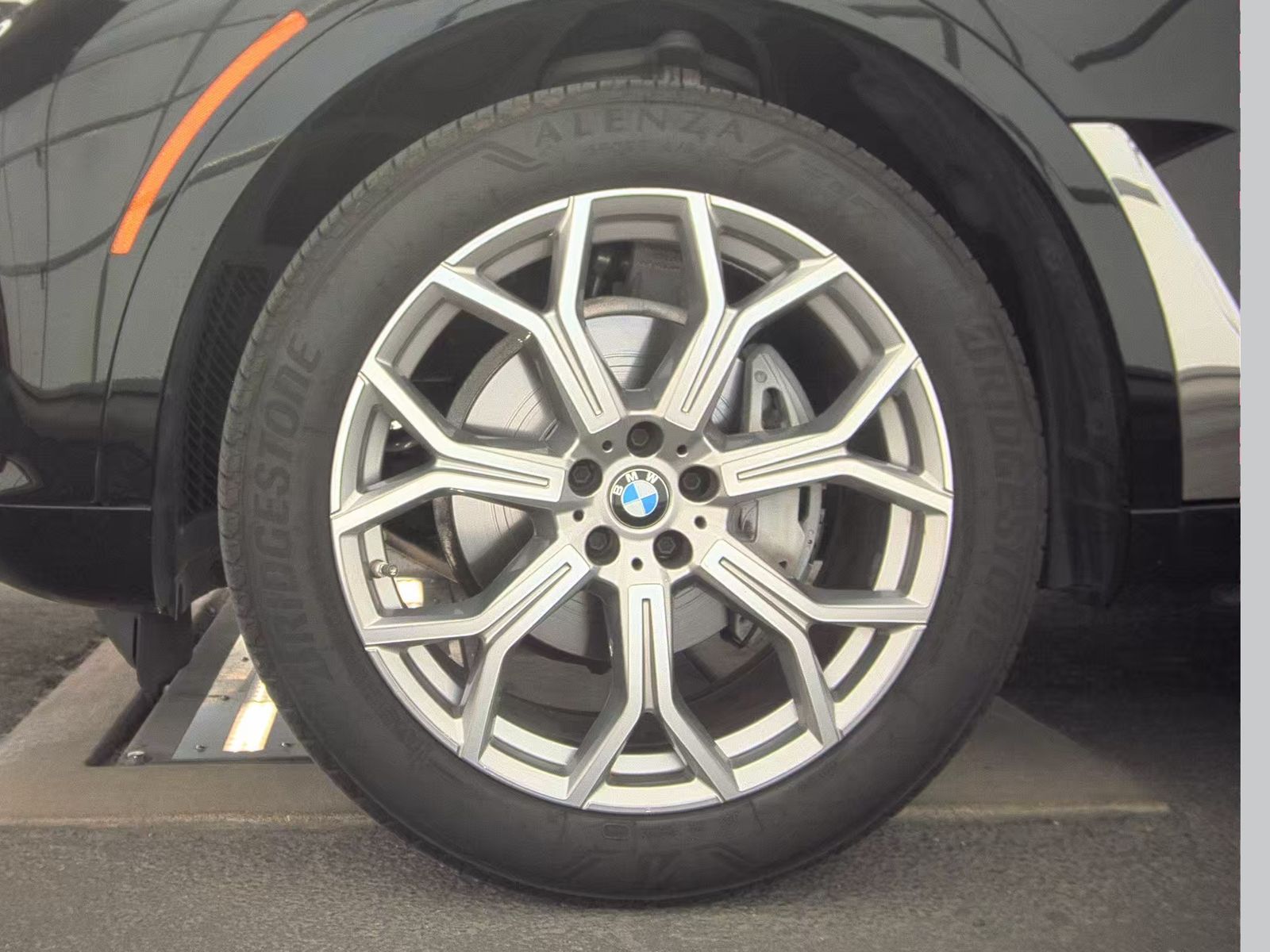 2022 BMW X7 xDrive40i AWD