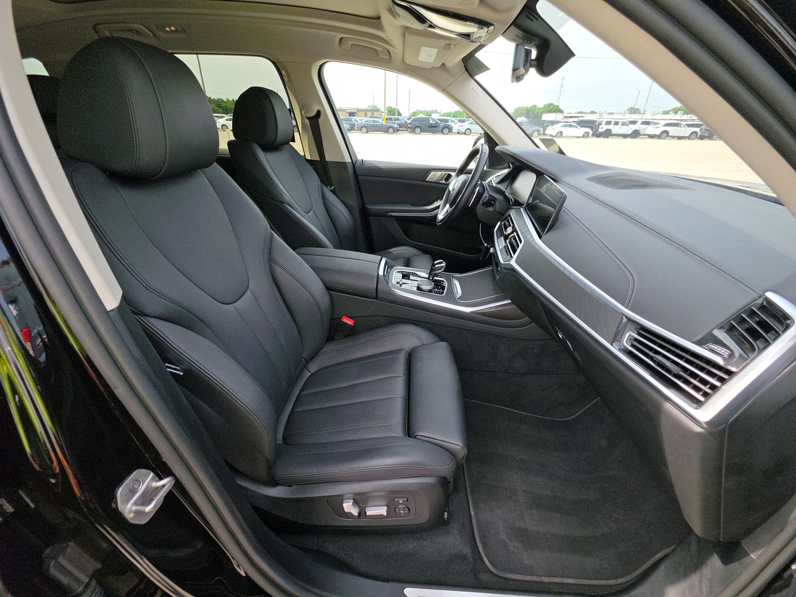 2022 BMW X7 xDrive40i AWD