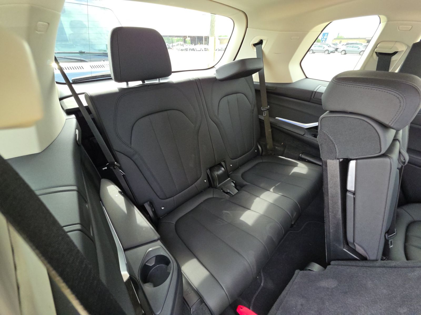 2022 BMW X7 xDrive40i AWD
