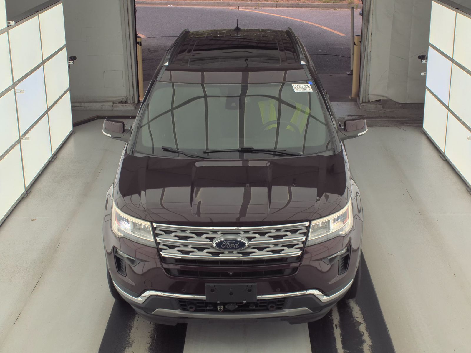 FORD EXPLORER - 3