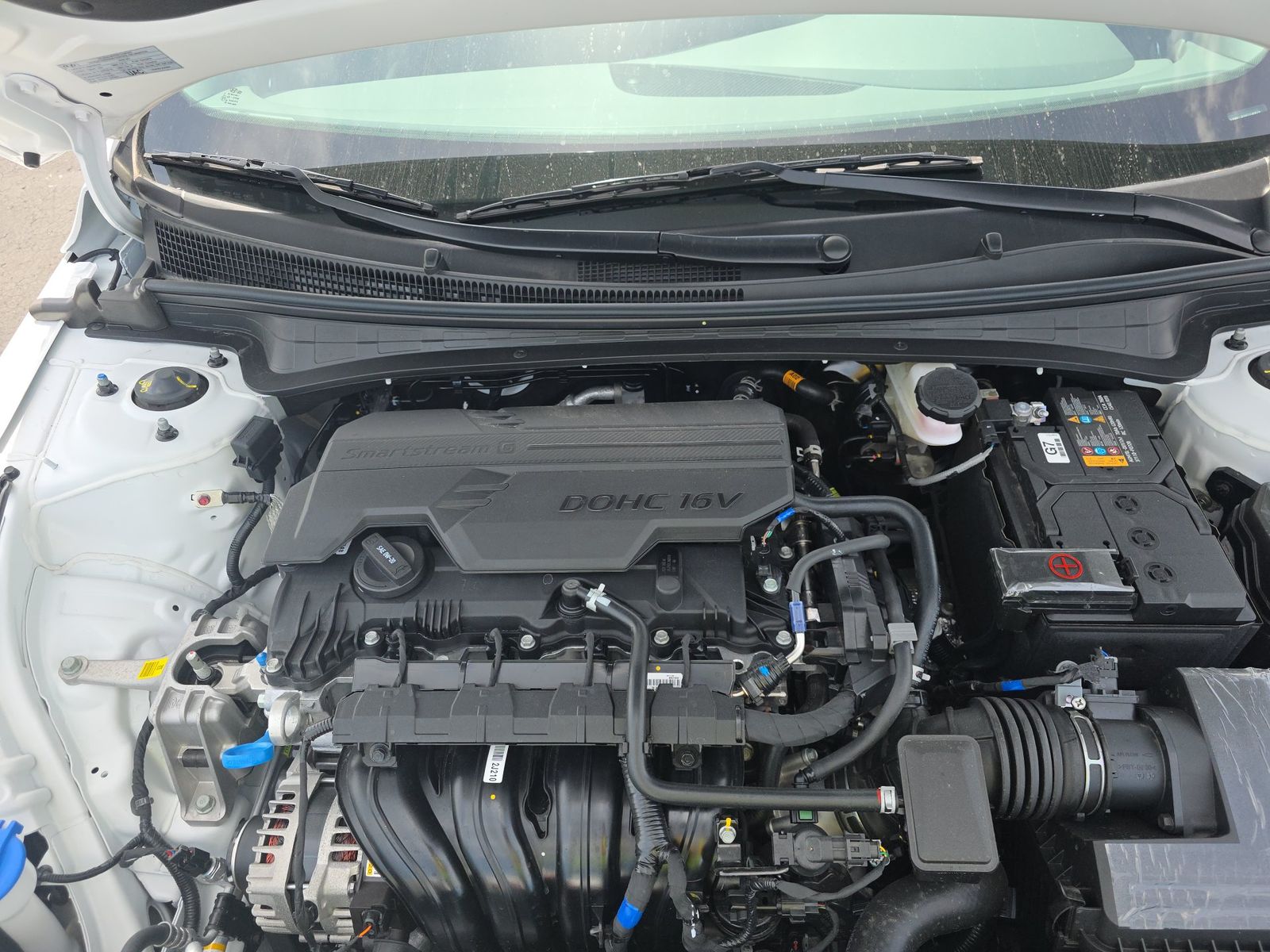 2026 Hyundai Elantra SE FWD