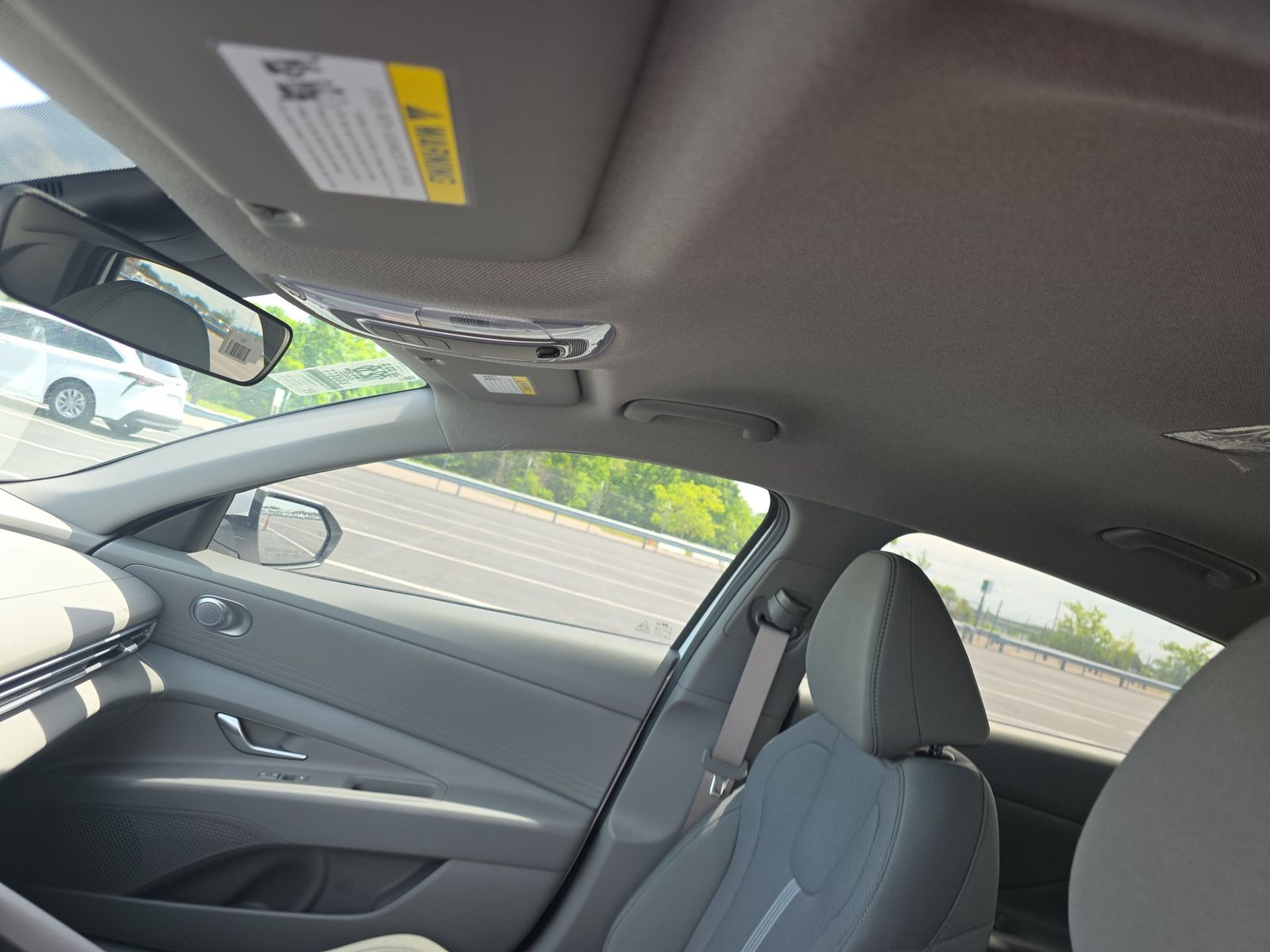 2026 Hyundai Elantra SE FWD