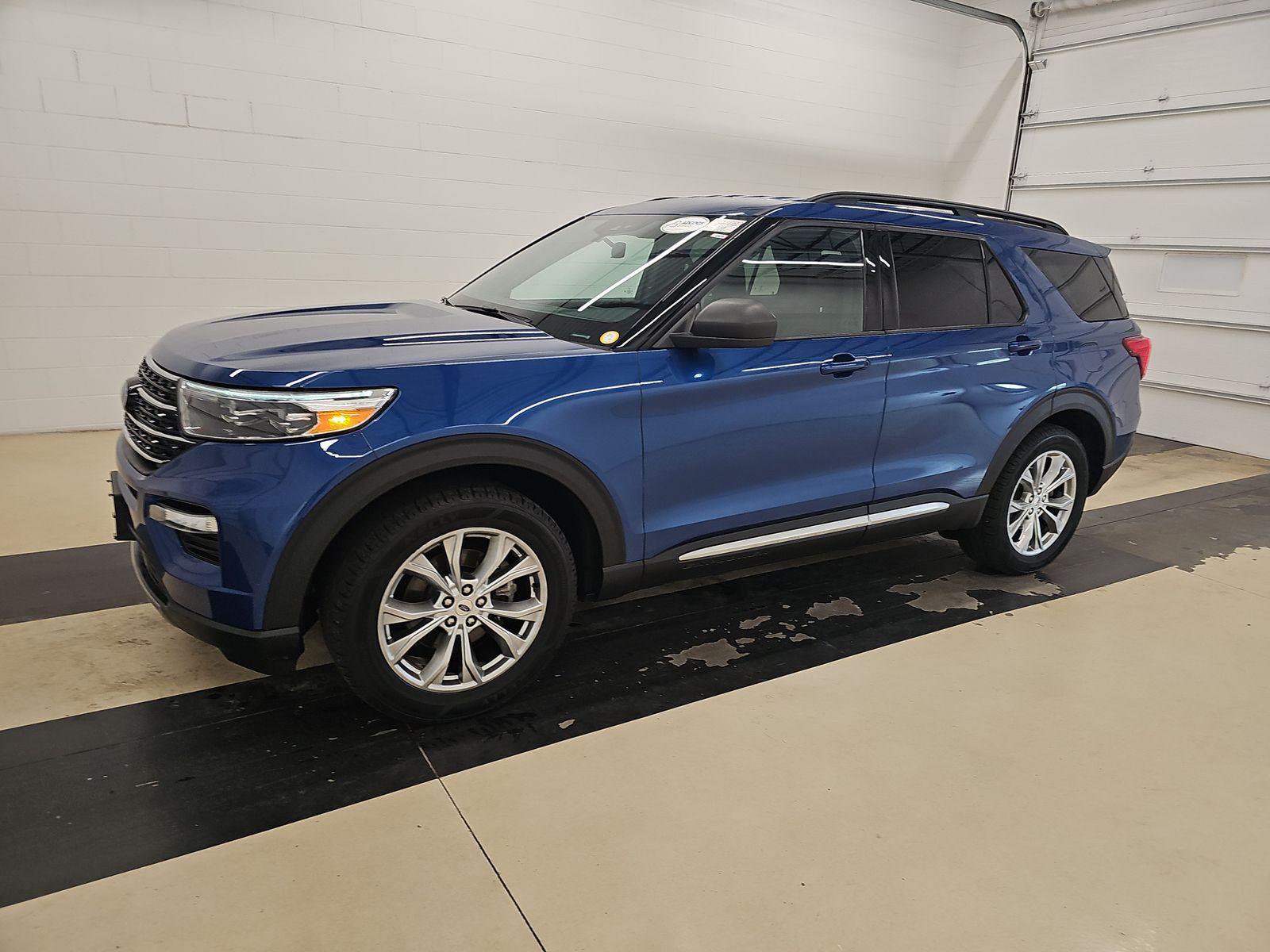 FORD EXPLORER - 1