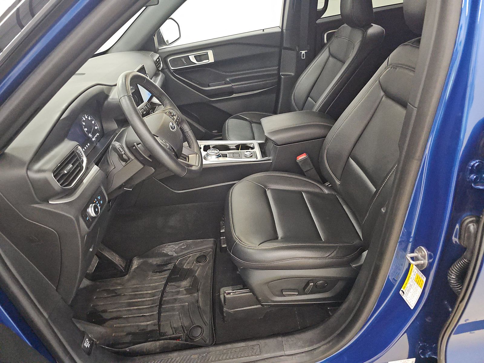 FORD EXPLORER - 8
