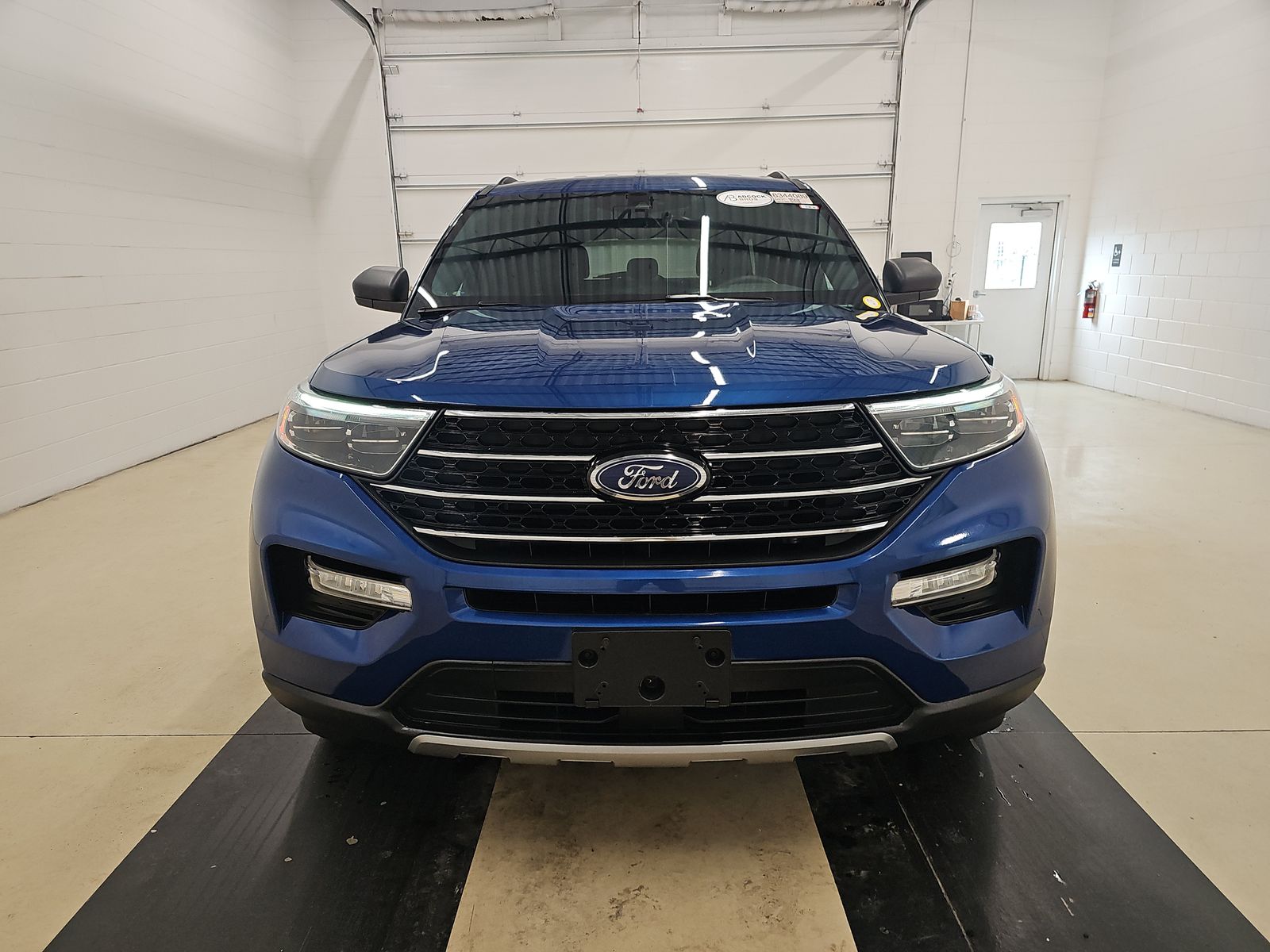 FORD EXPLORER - 3