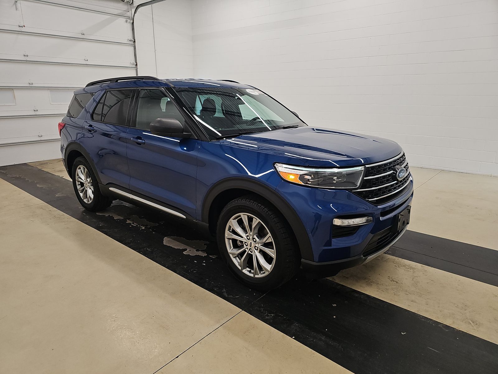 FORD EXPLORER - 4