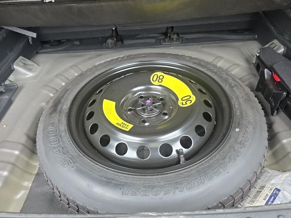 HYUNDAI TUCSON - 8