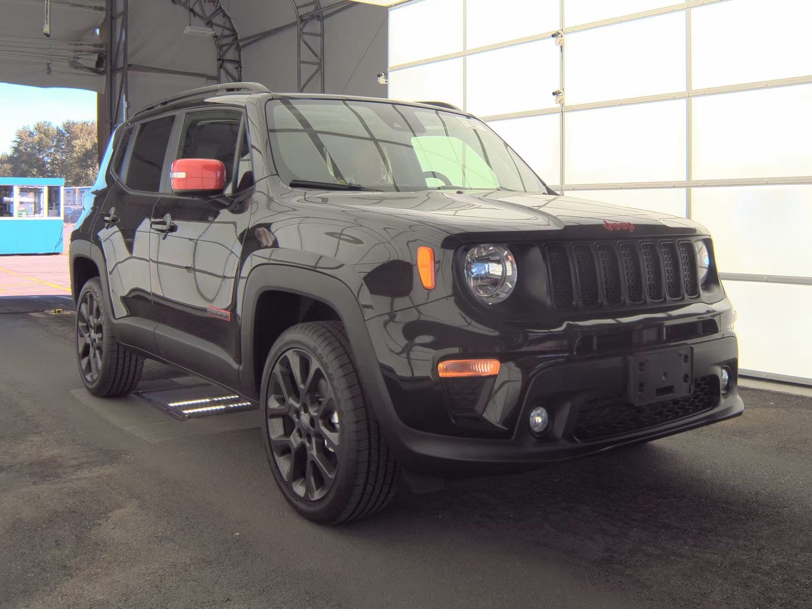 2023 Jeep Renegade Latitude Red Edition AWD