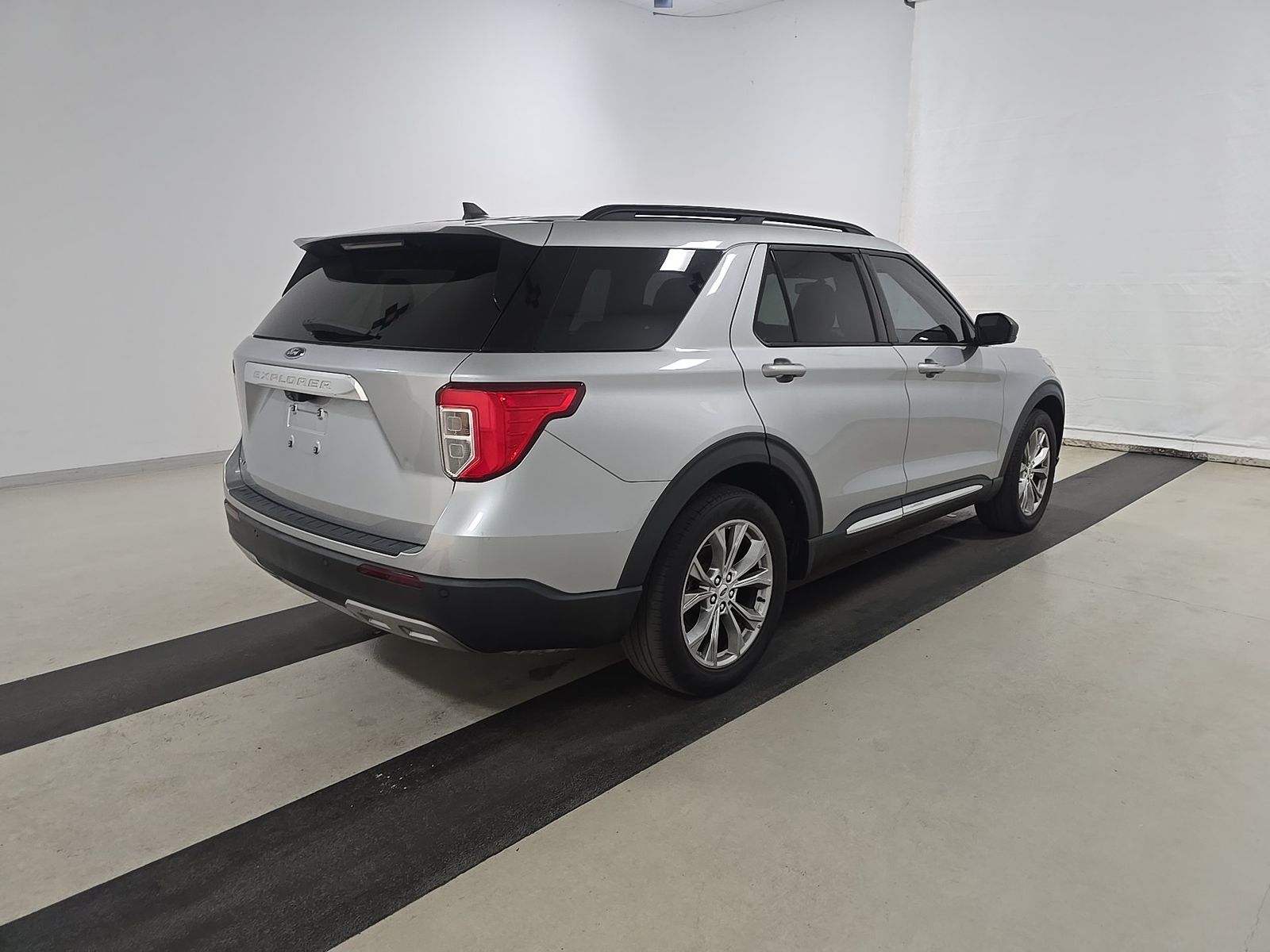 FORD EXPLORER - 5