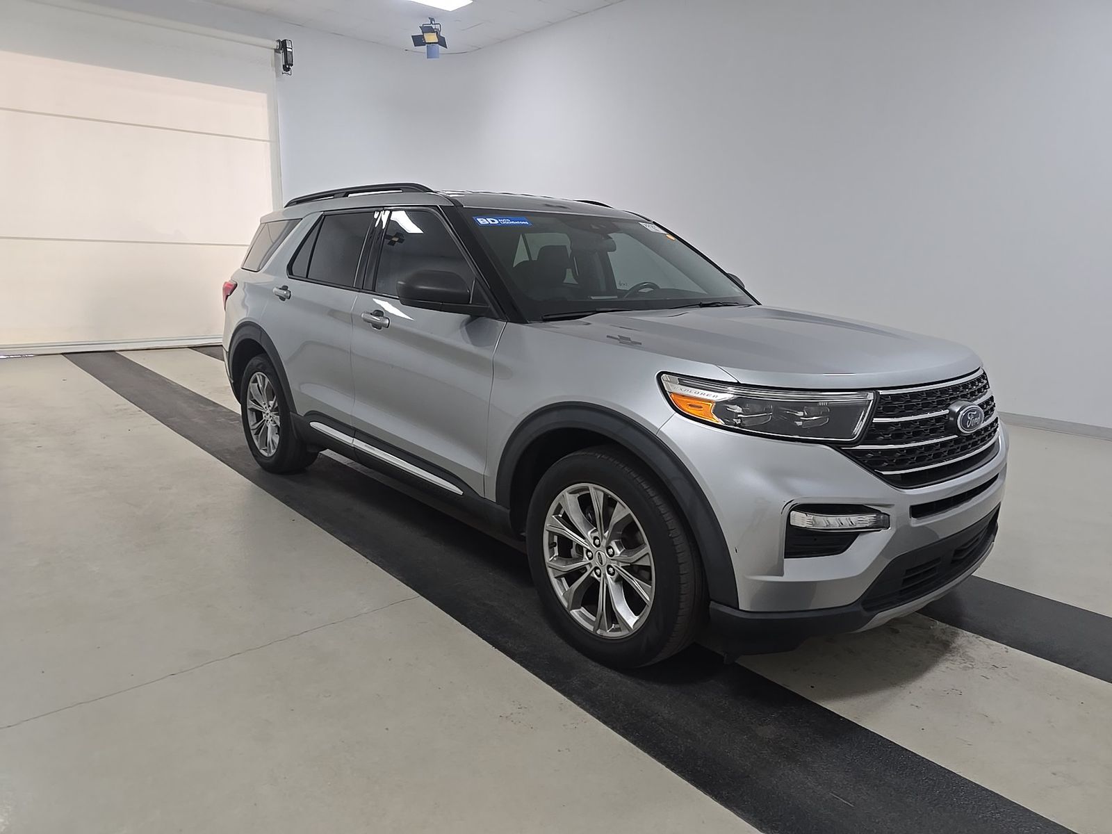 FORD EXPLORER - 4