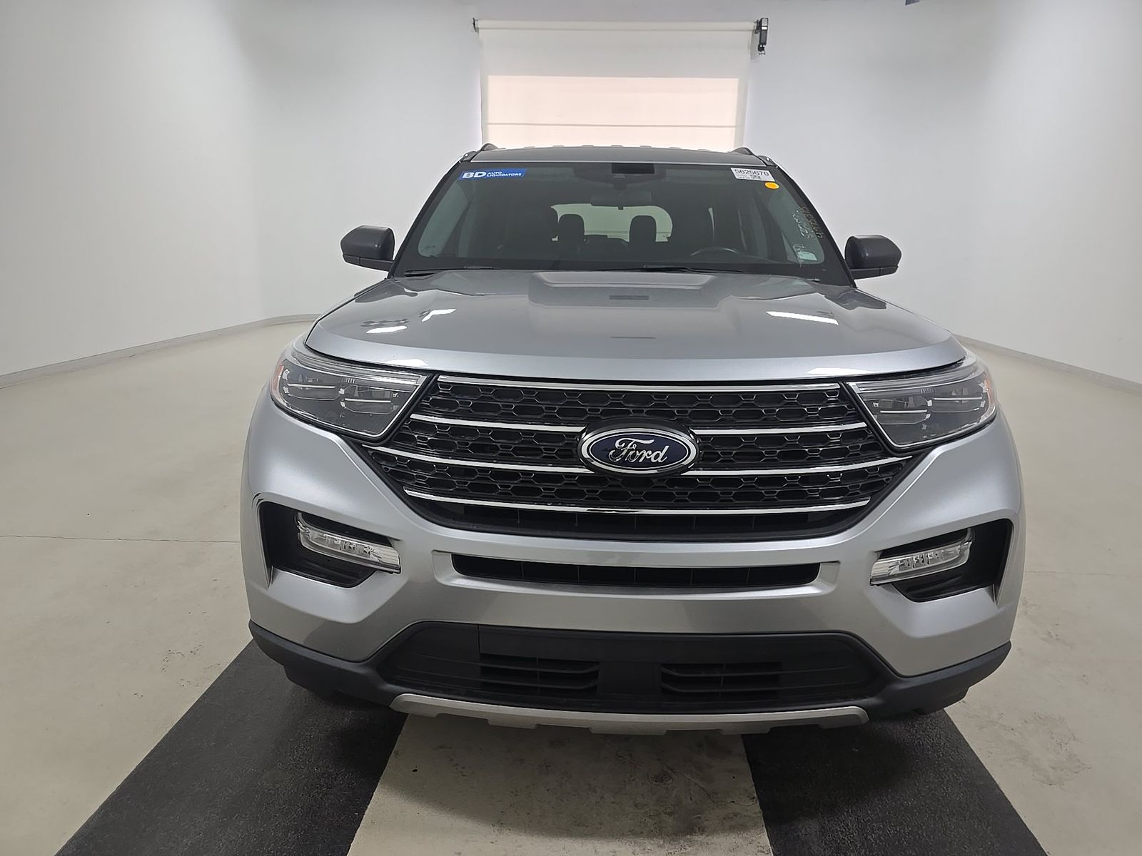 FORD EXPLORER - 3