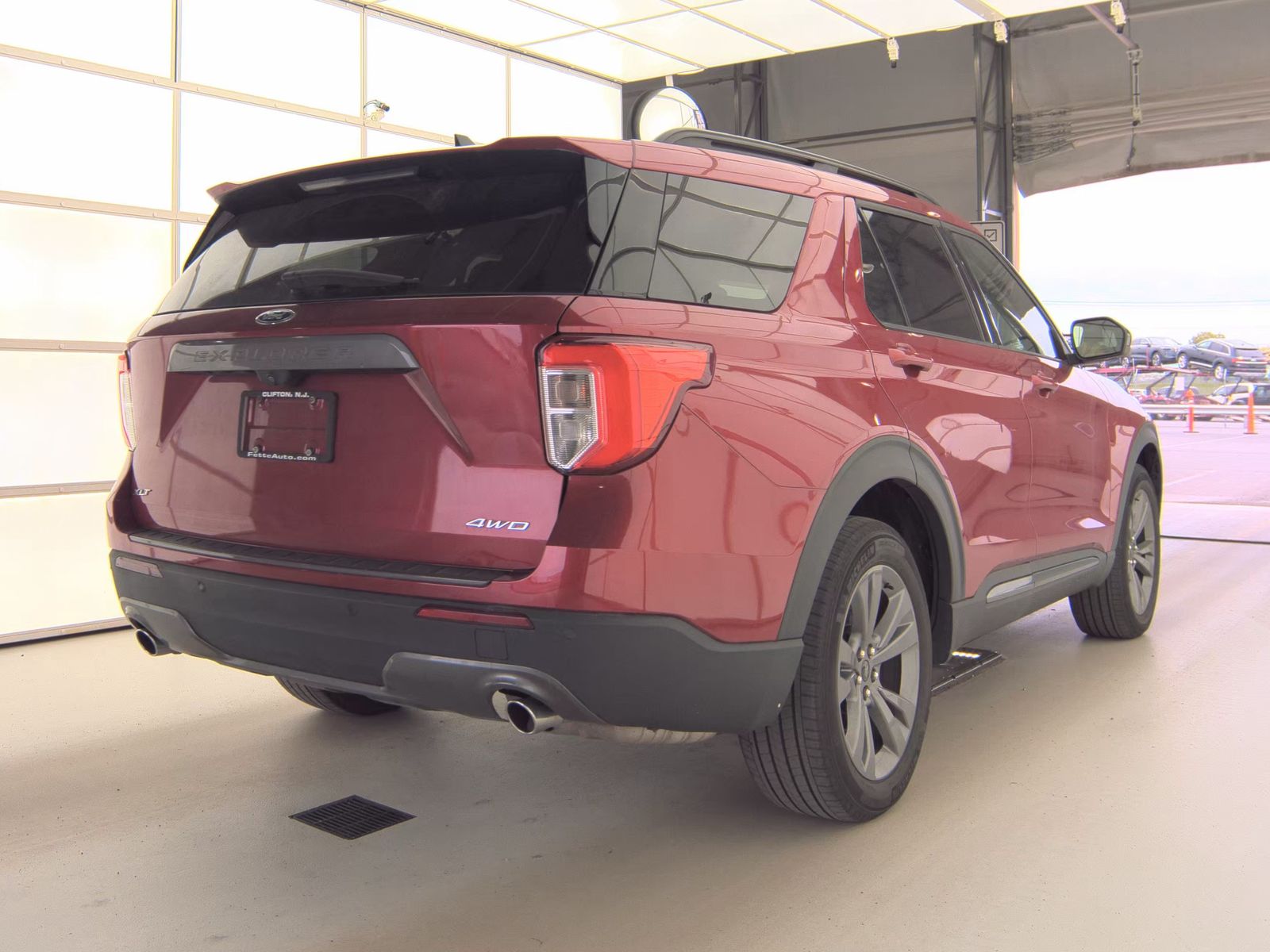 FORD EXPLORER - 6