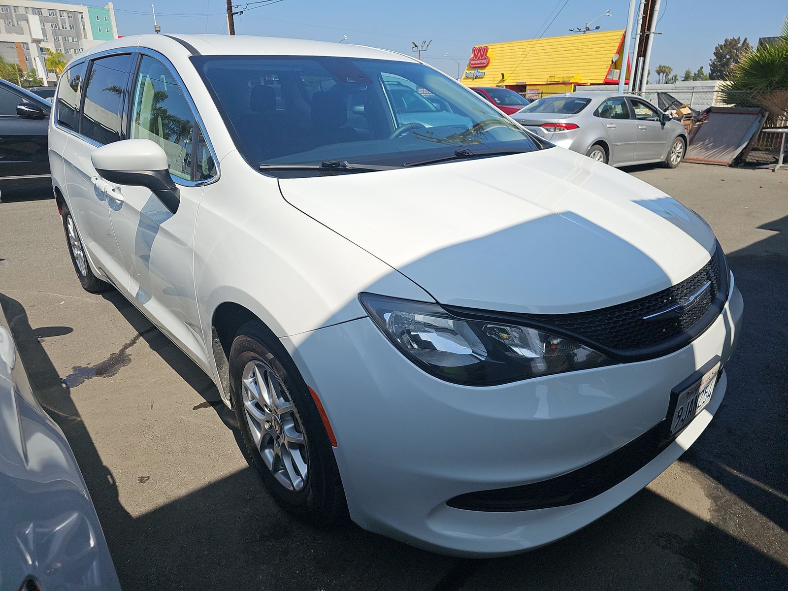 CHRYSLER VOYAGER - 4