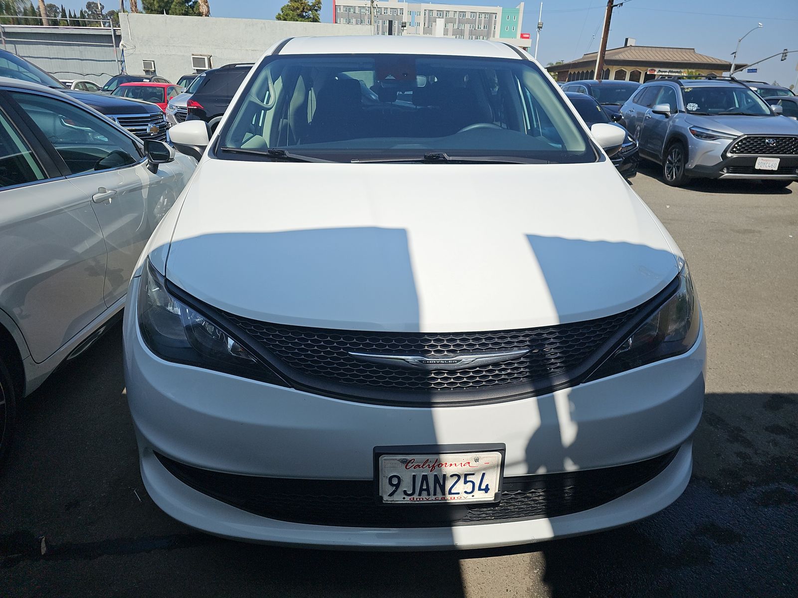 CHRYSLER VOYAGER - 3