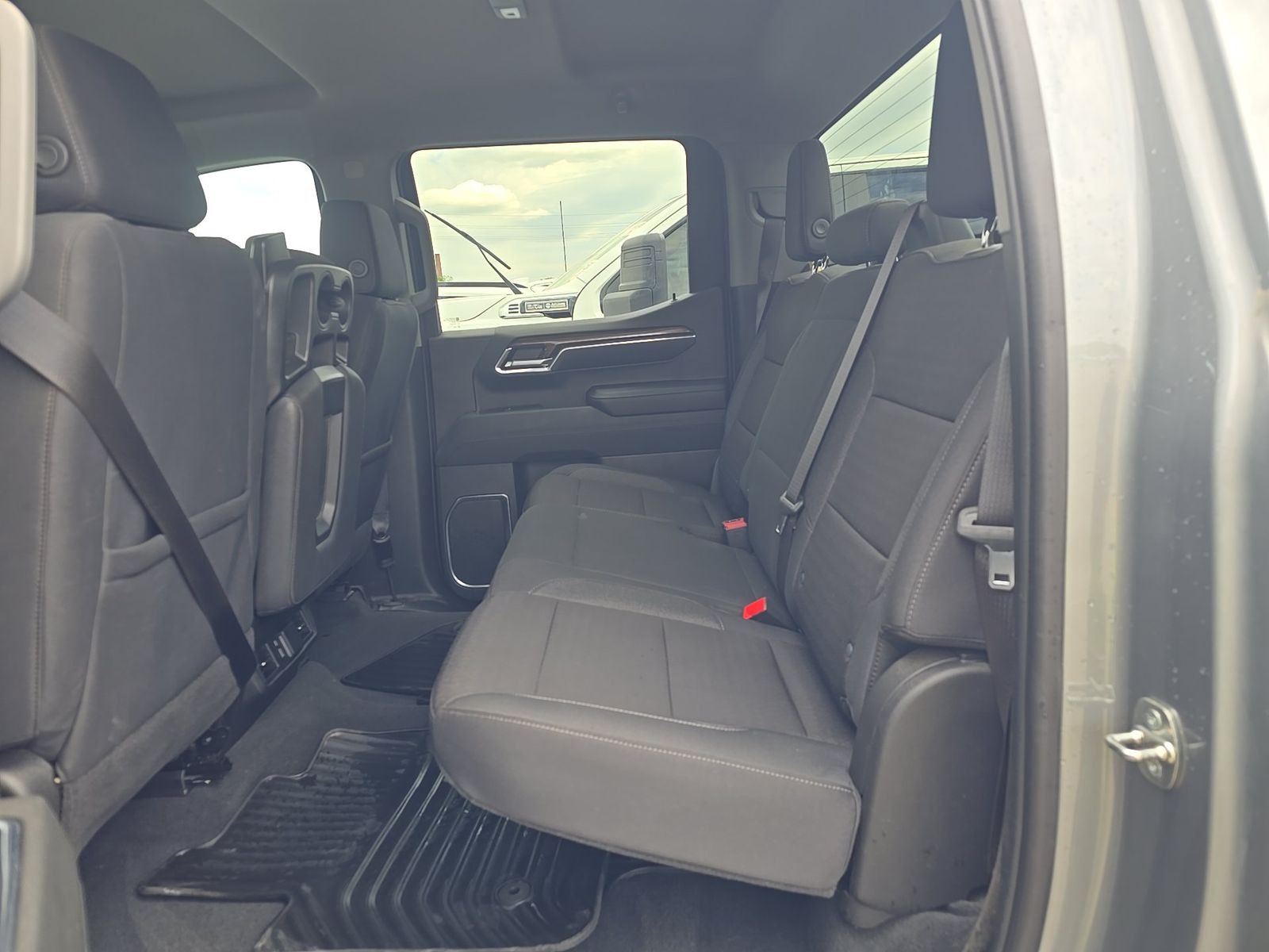 2024 Chevrolet Silverado 1500 LT AWD