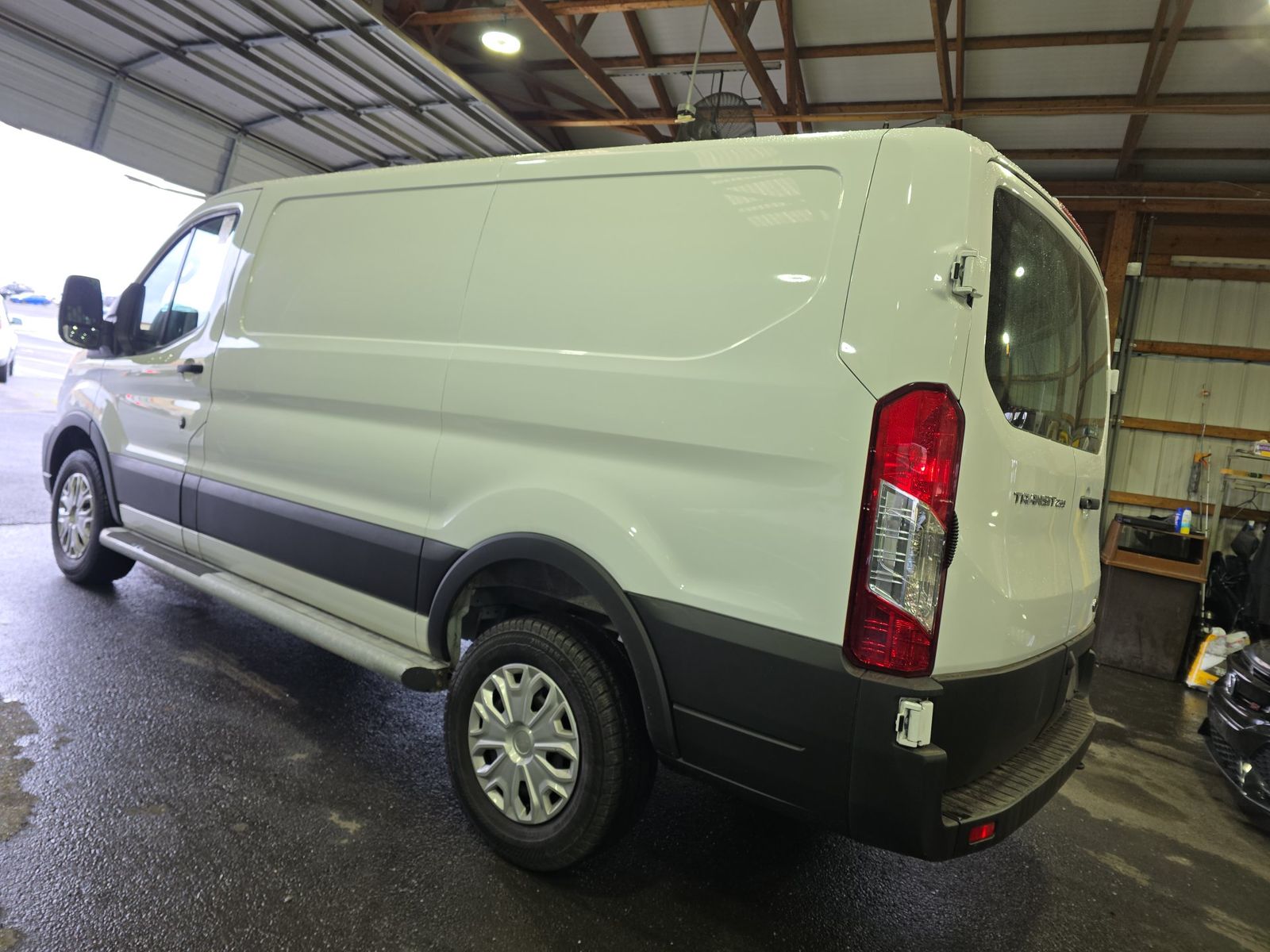 FORD TRANSIT 250 - 7