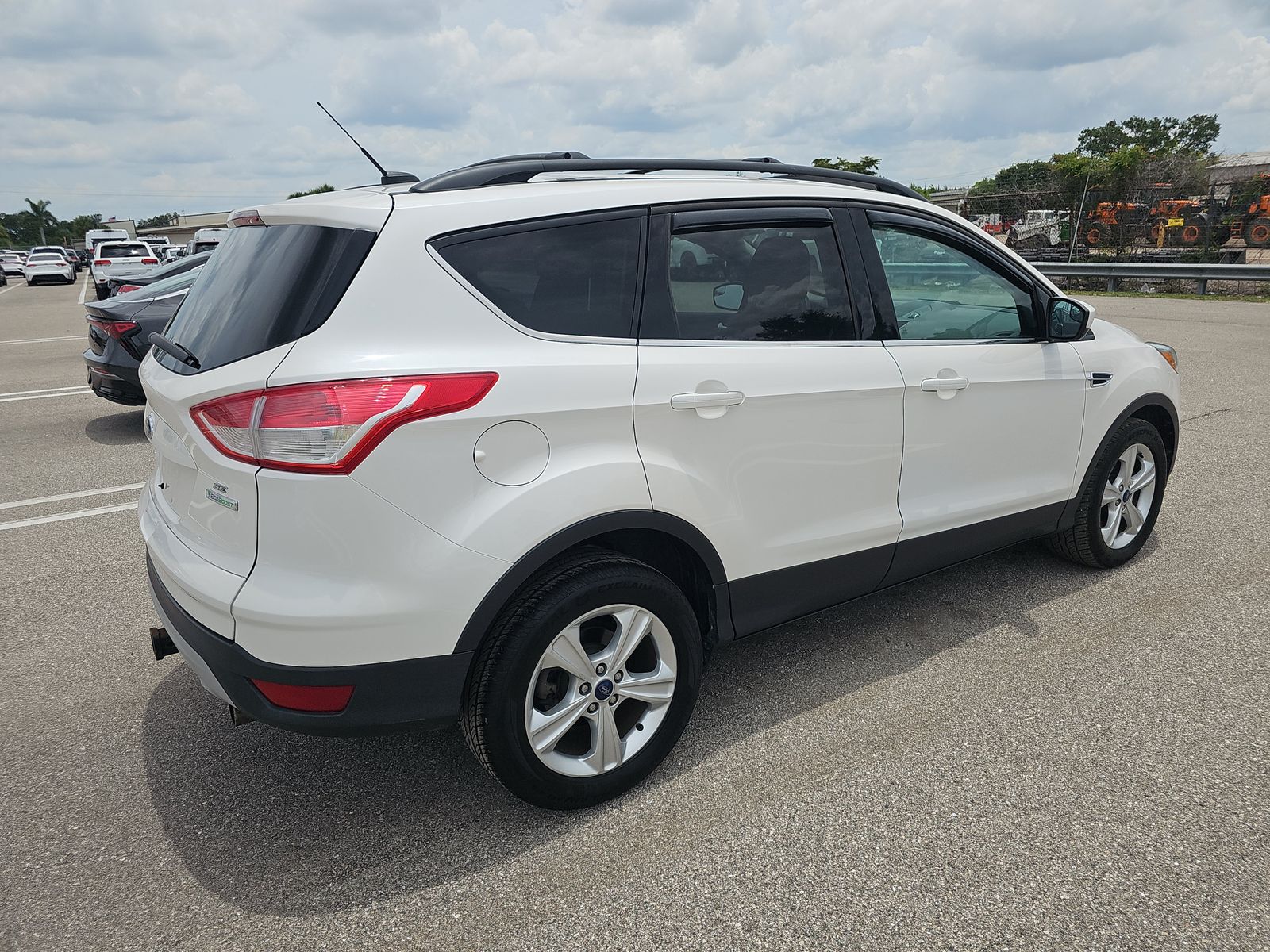 FORD ESCAPE - 5