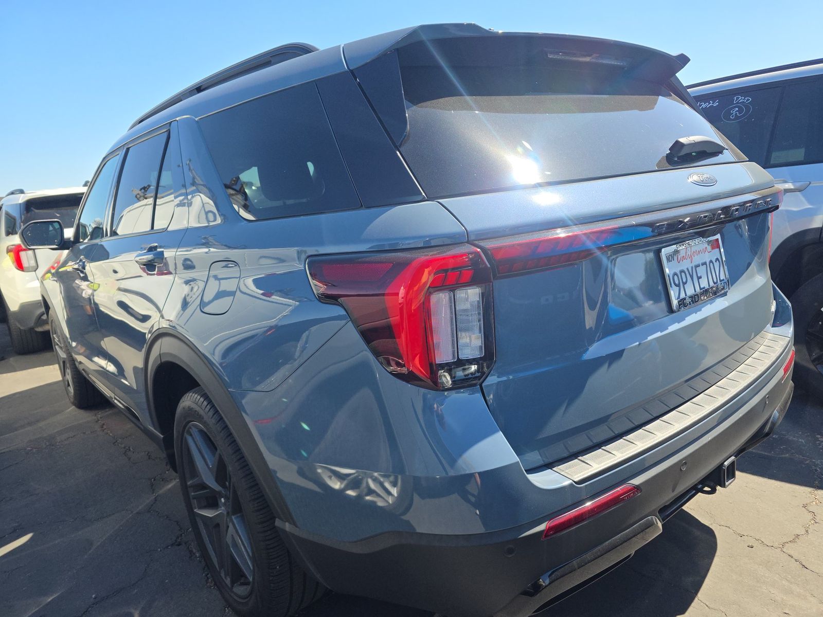 FORD EXPLORER - 7