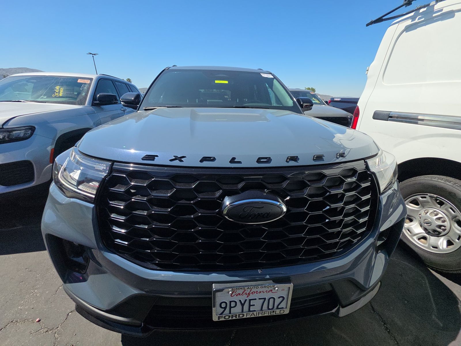 FORD EXPLORER - 3