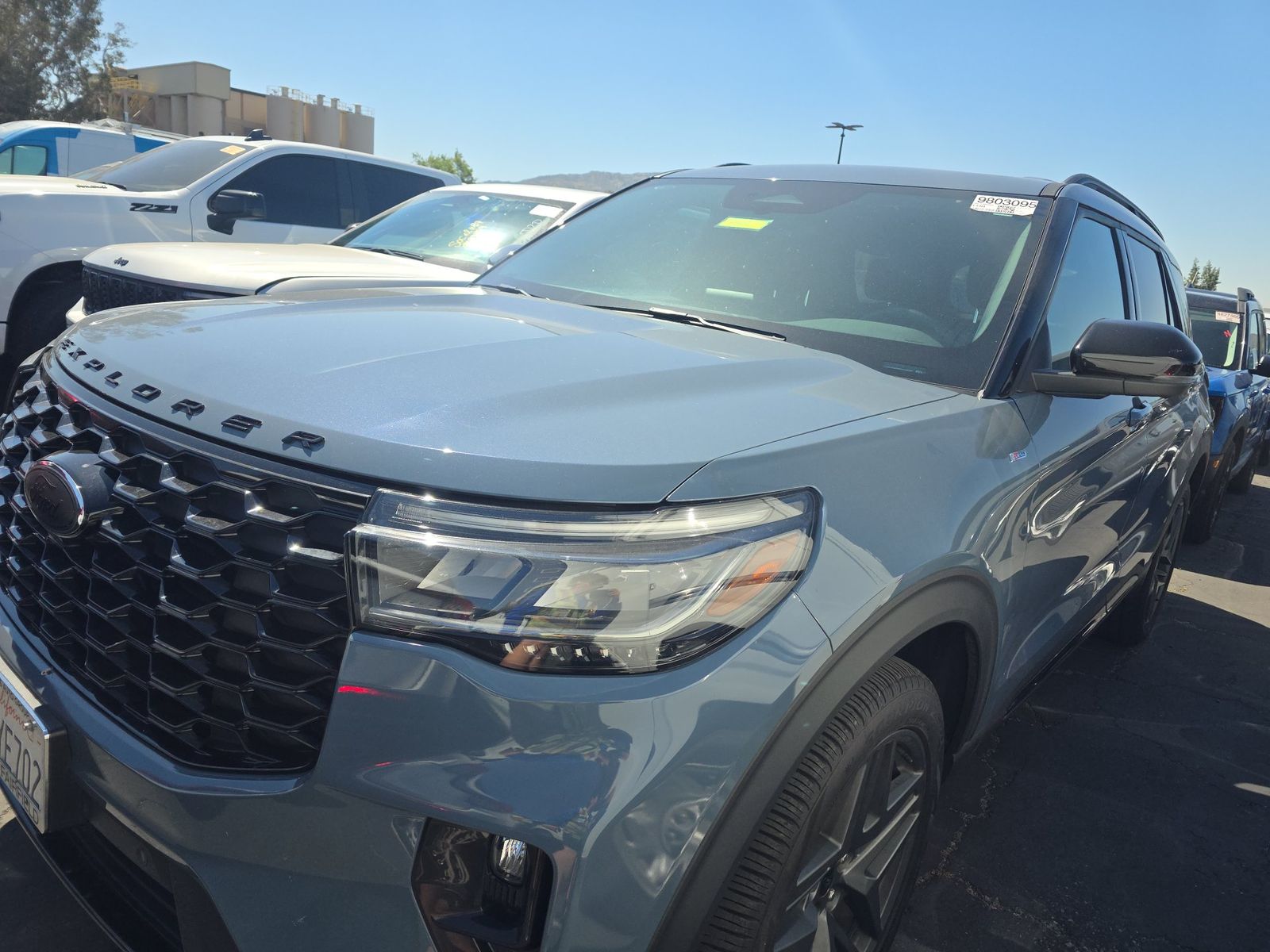 FORD EXPLORER - 1