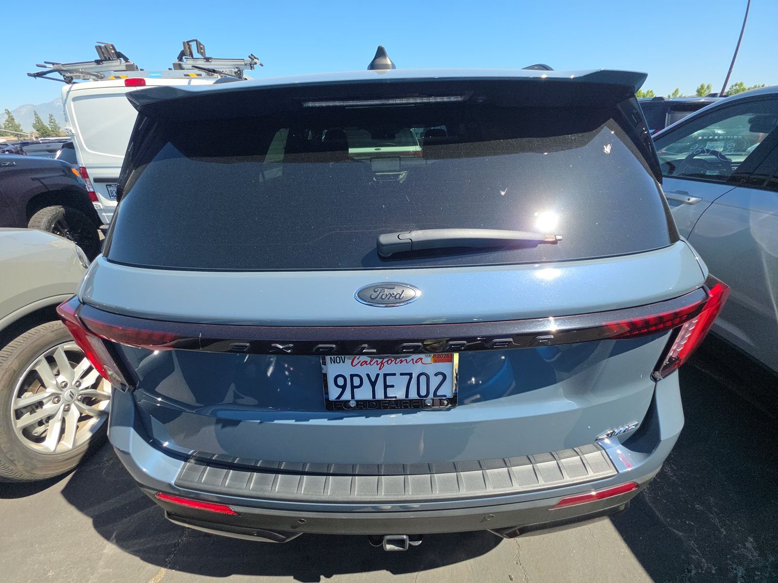 FORD EXPLORER - 6