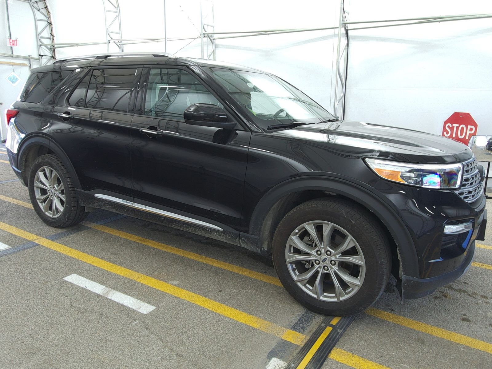 FORD EXPLORER - 4