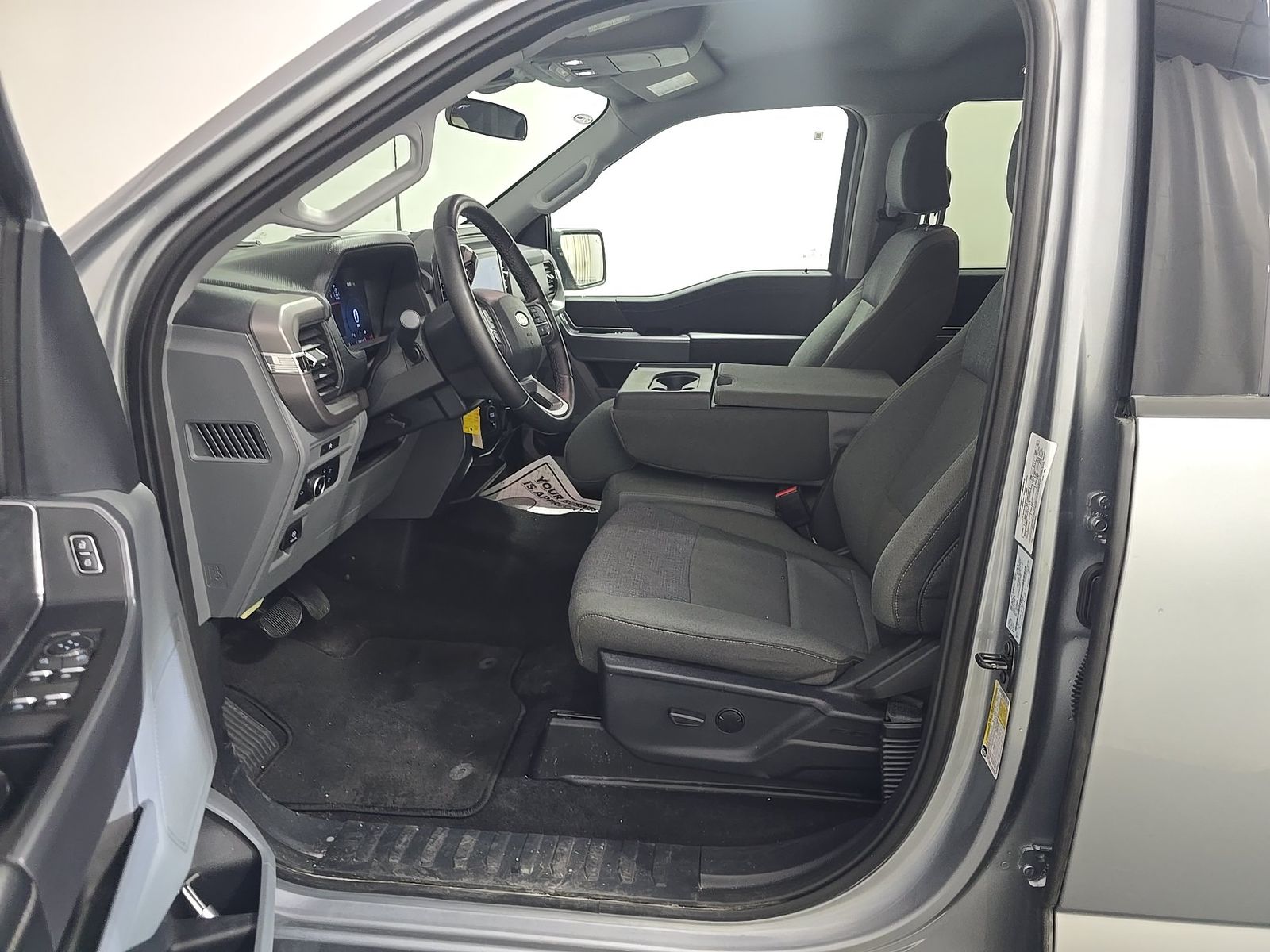 FORD F-150 - 8