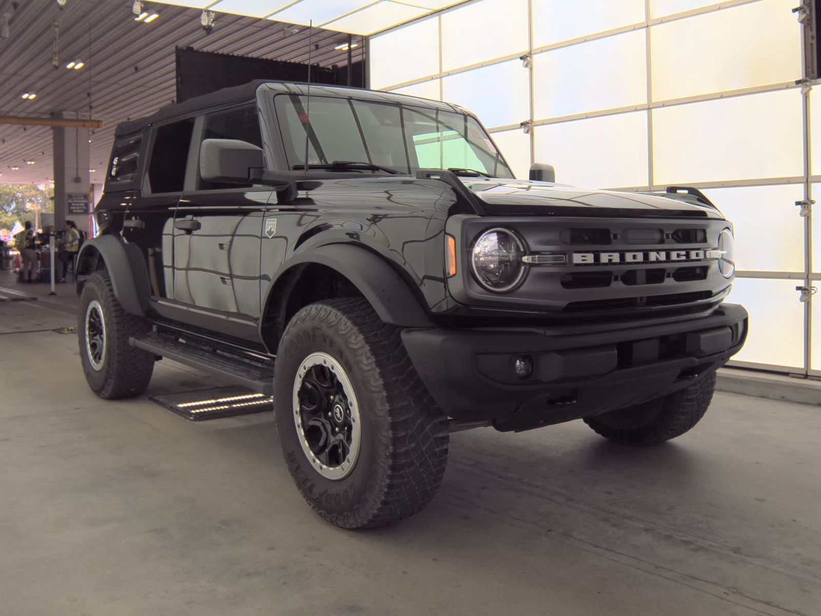 FORD BRONCO - 5