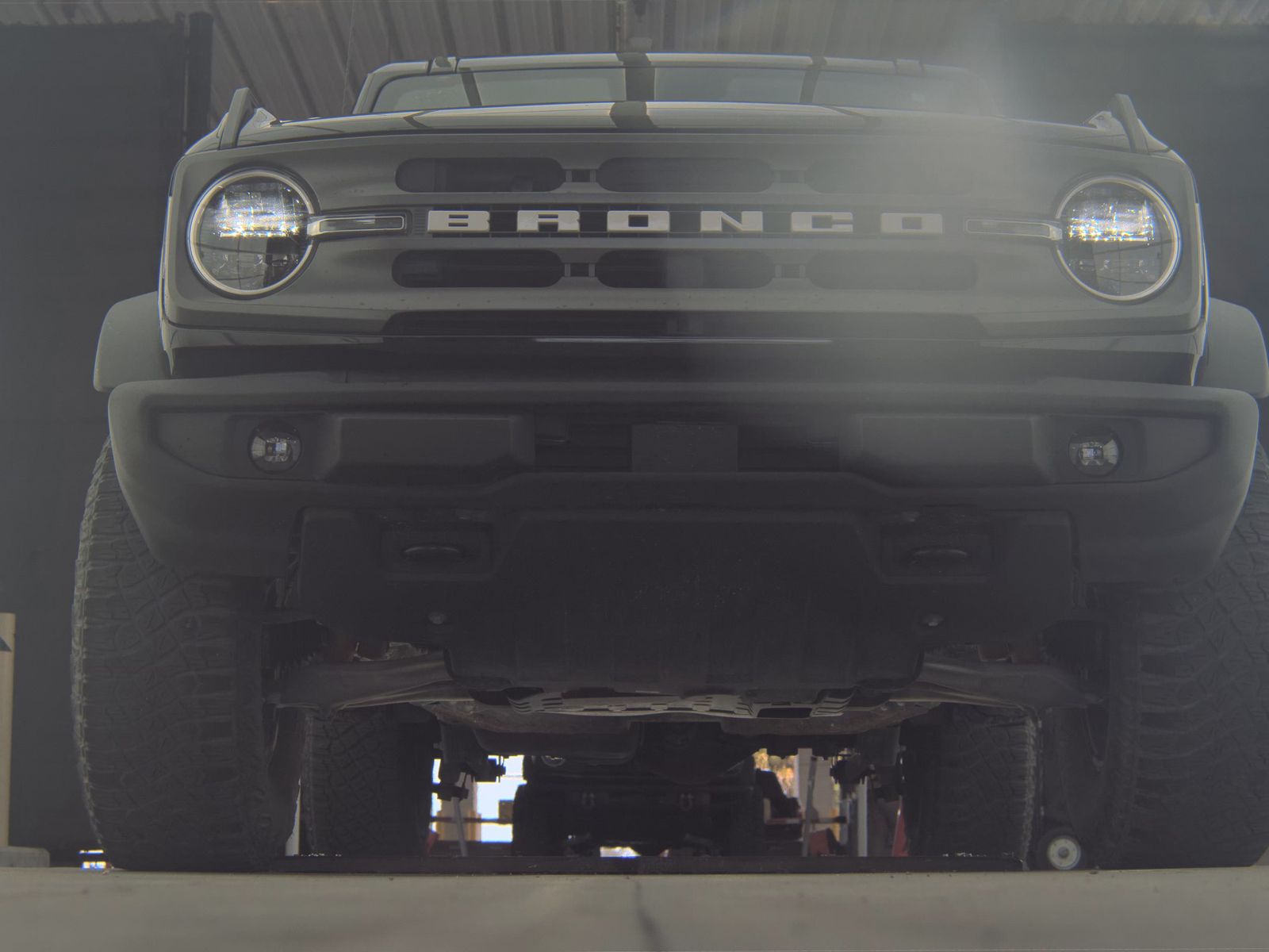 FORD BRONCO - 4