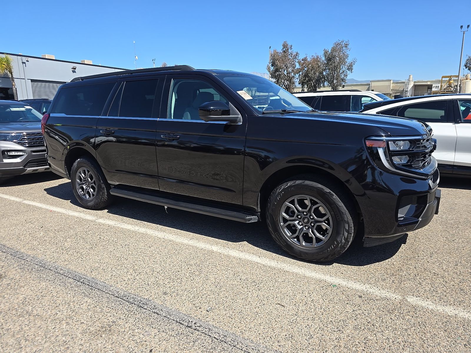 FORD EXPEDITION MAX - 4