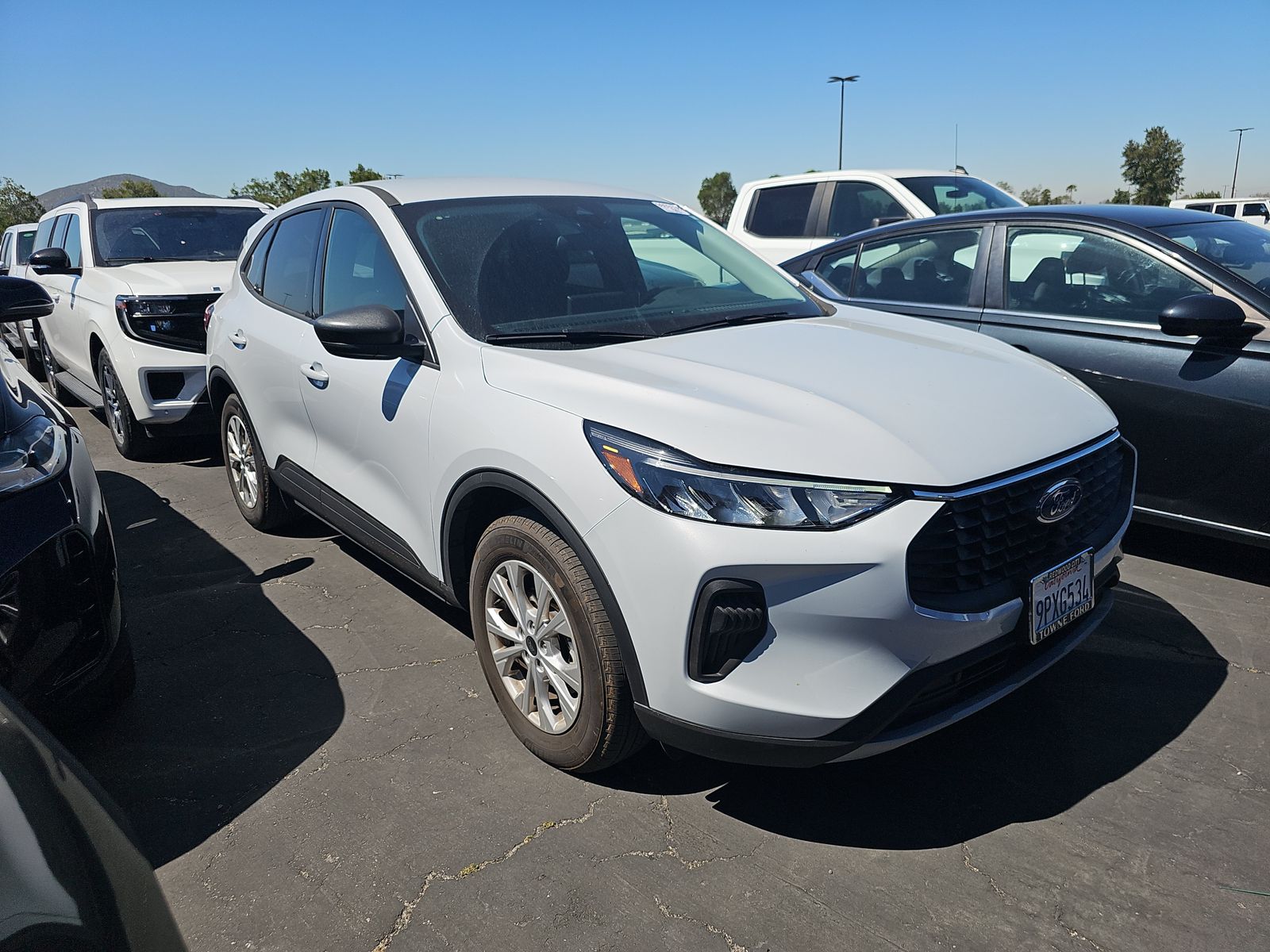 FORD ESCAPE - 4