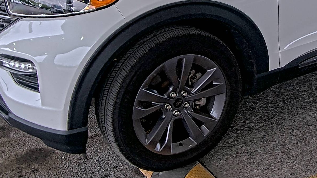 FORD EXPLORER - 8