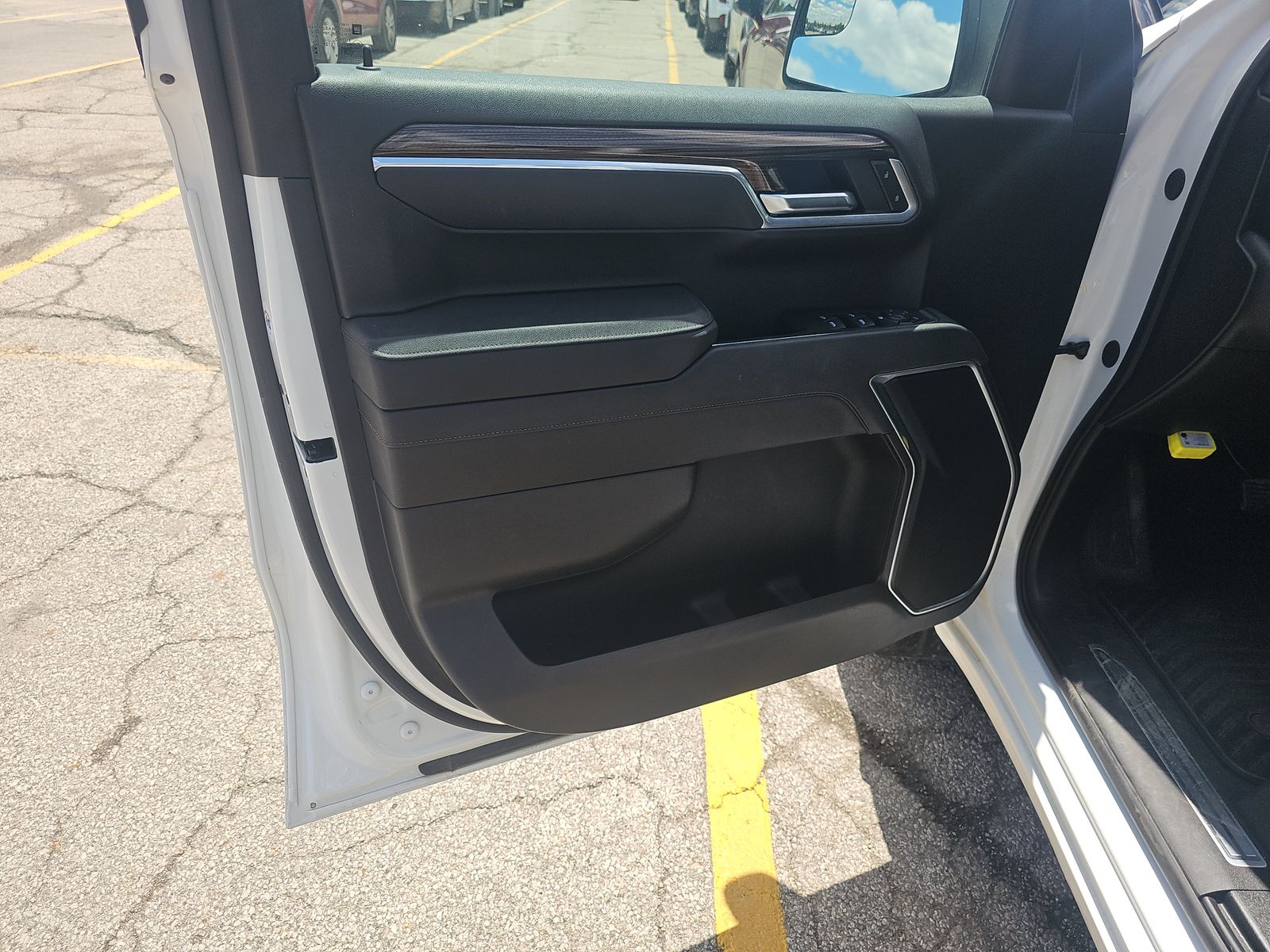 2025 Chevrolet Silverado 1500 LT AWD